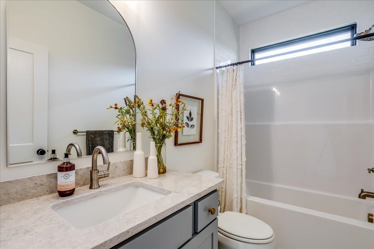 9646 W Cedar Lane Maize KS 67101