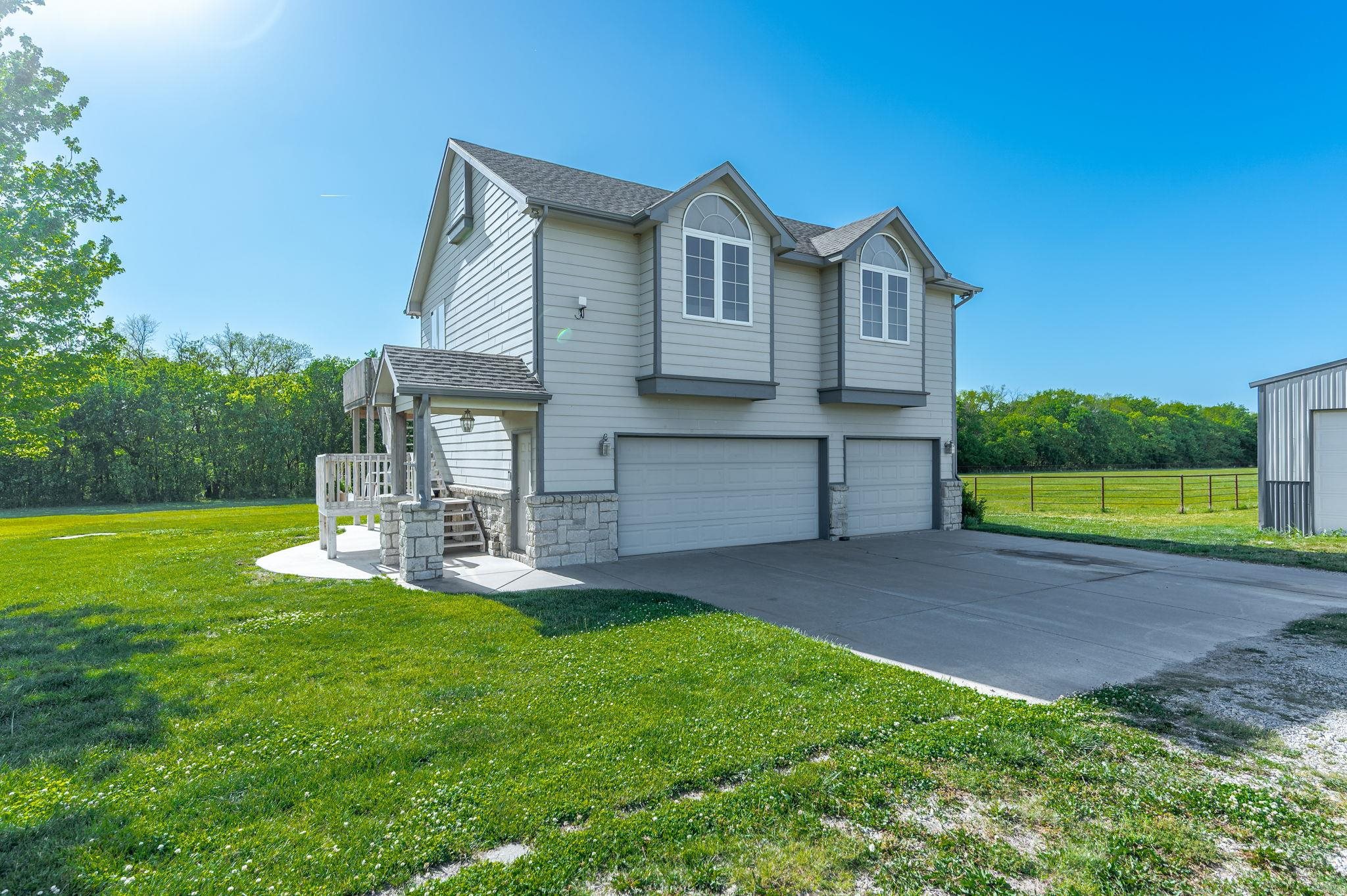 656 E 110th Avenue N Peck KS 67120-9029