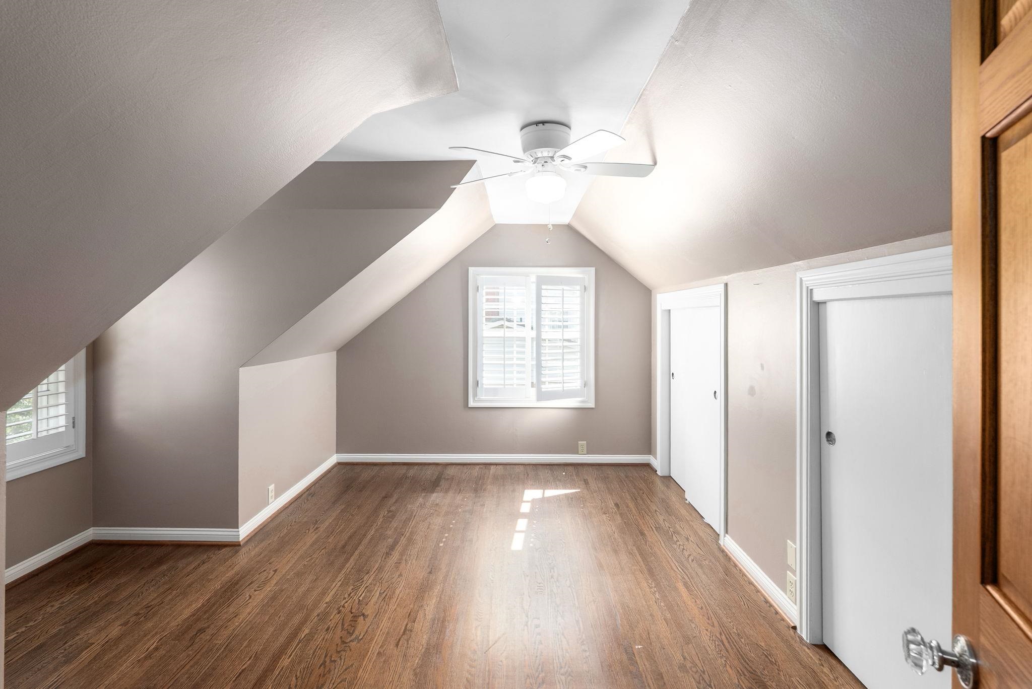 689 N Broadmoor Wichita KS 67206
