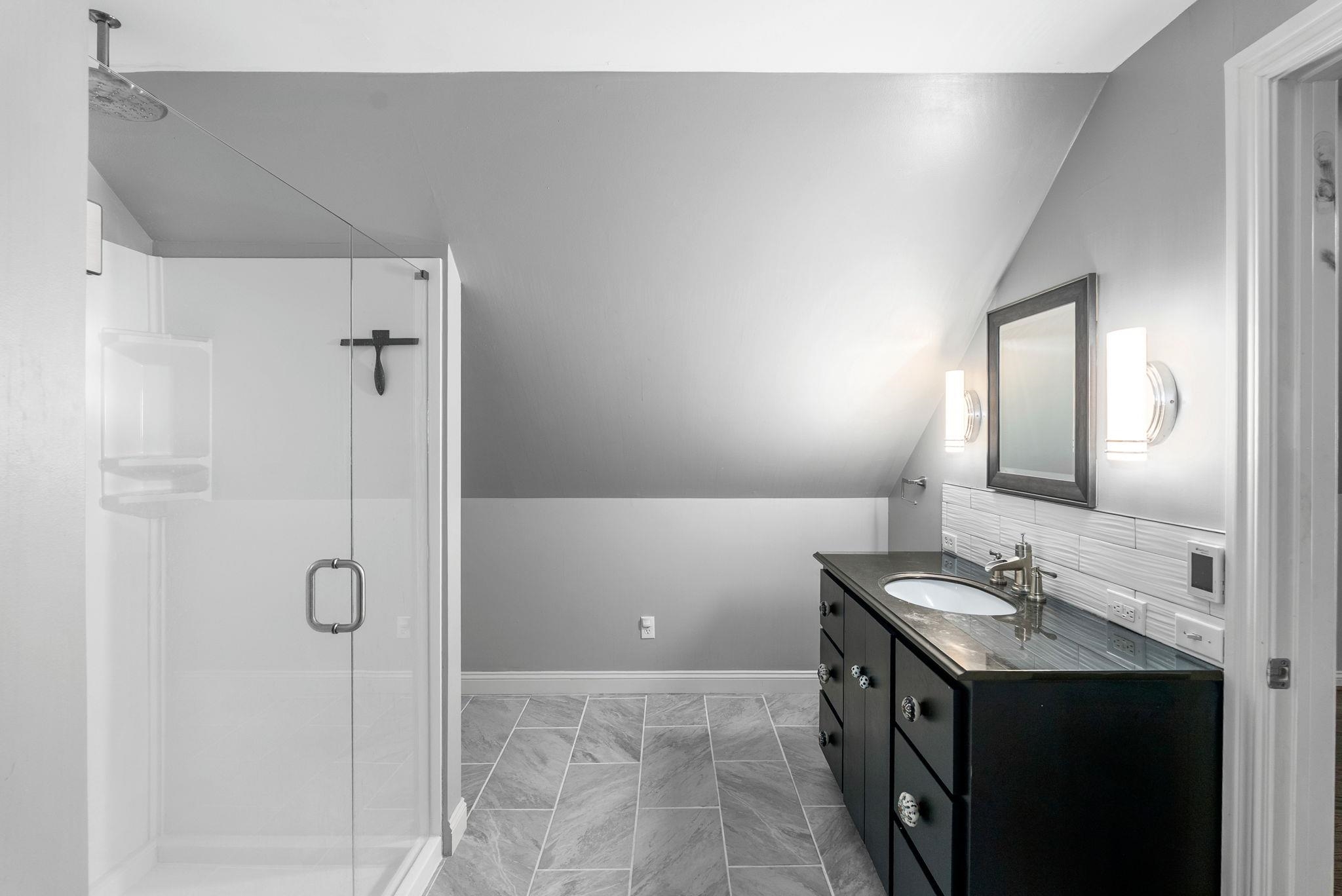 689 N Broadmoor Wichita KS 67206