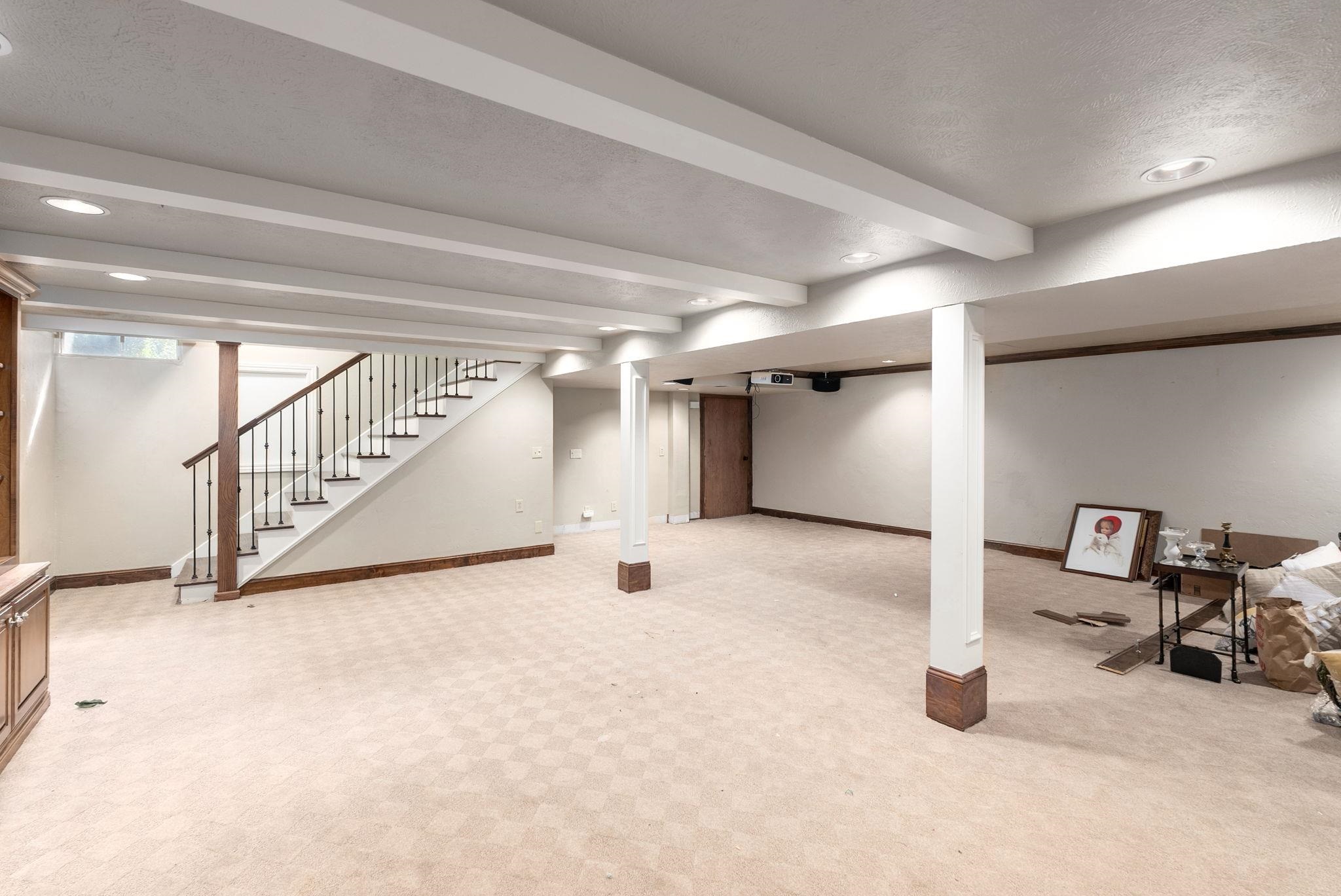 689 N Broadmoor Wichita KS 67206