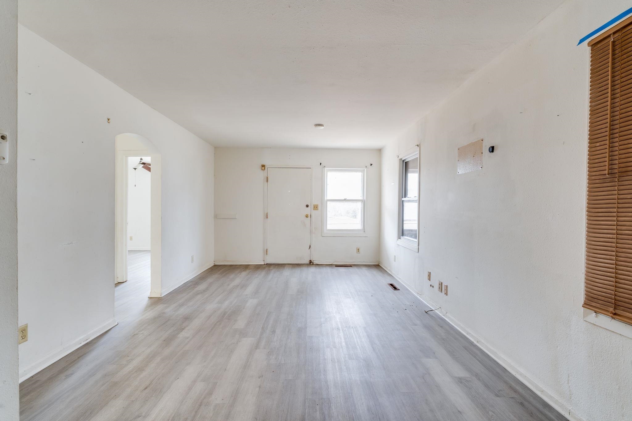 840 N Poplar Wichita KS 67214