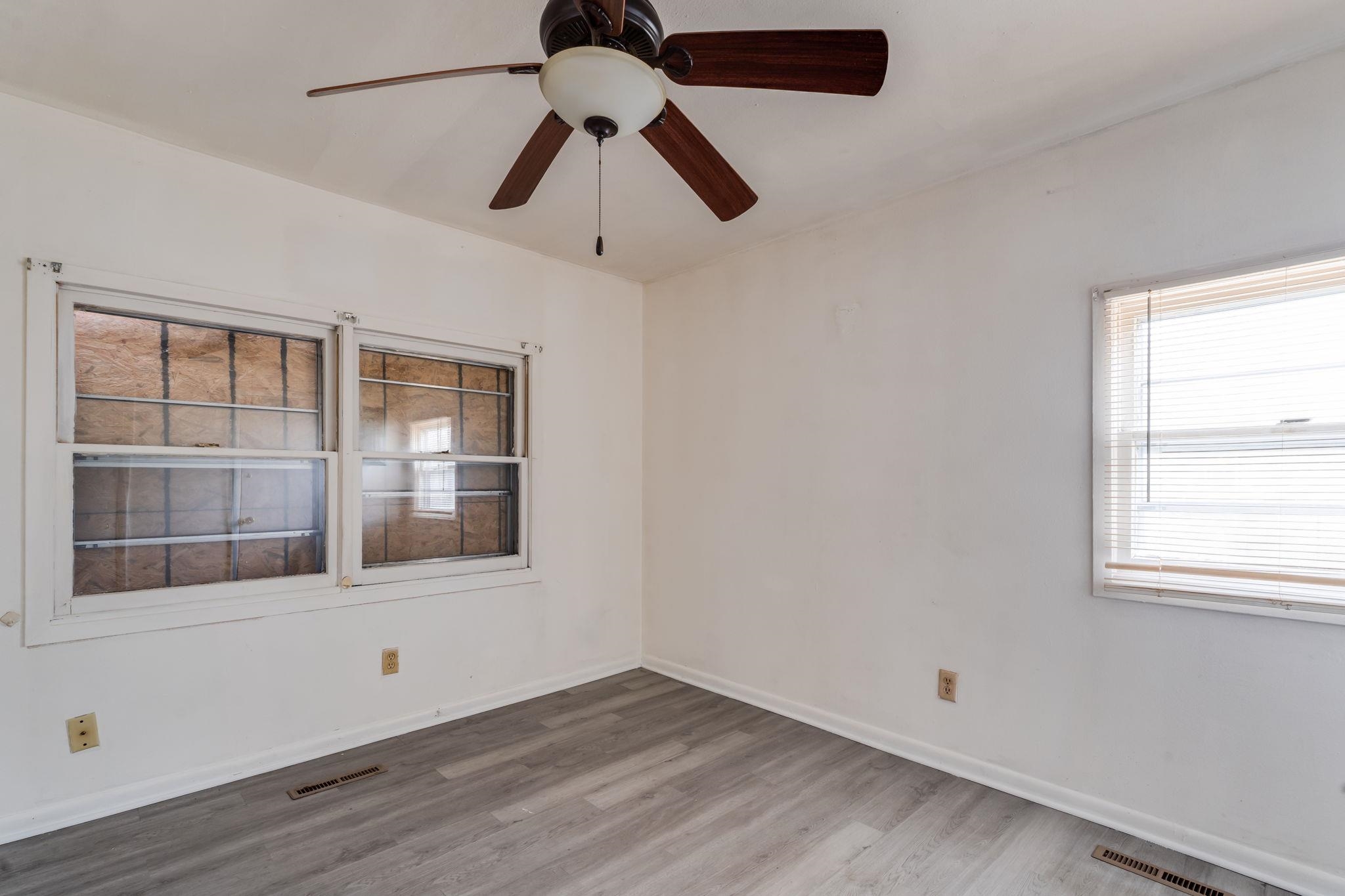 840 N Poplar Wichita KS 67214