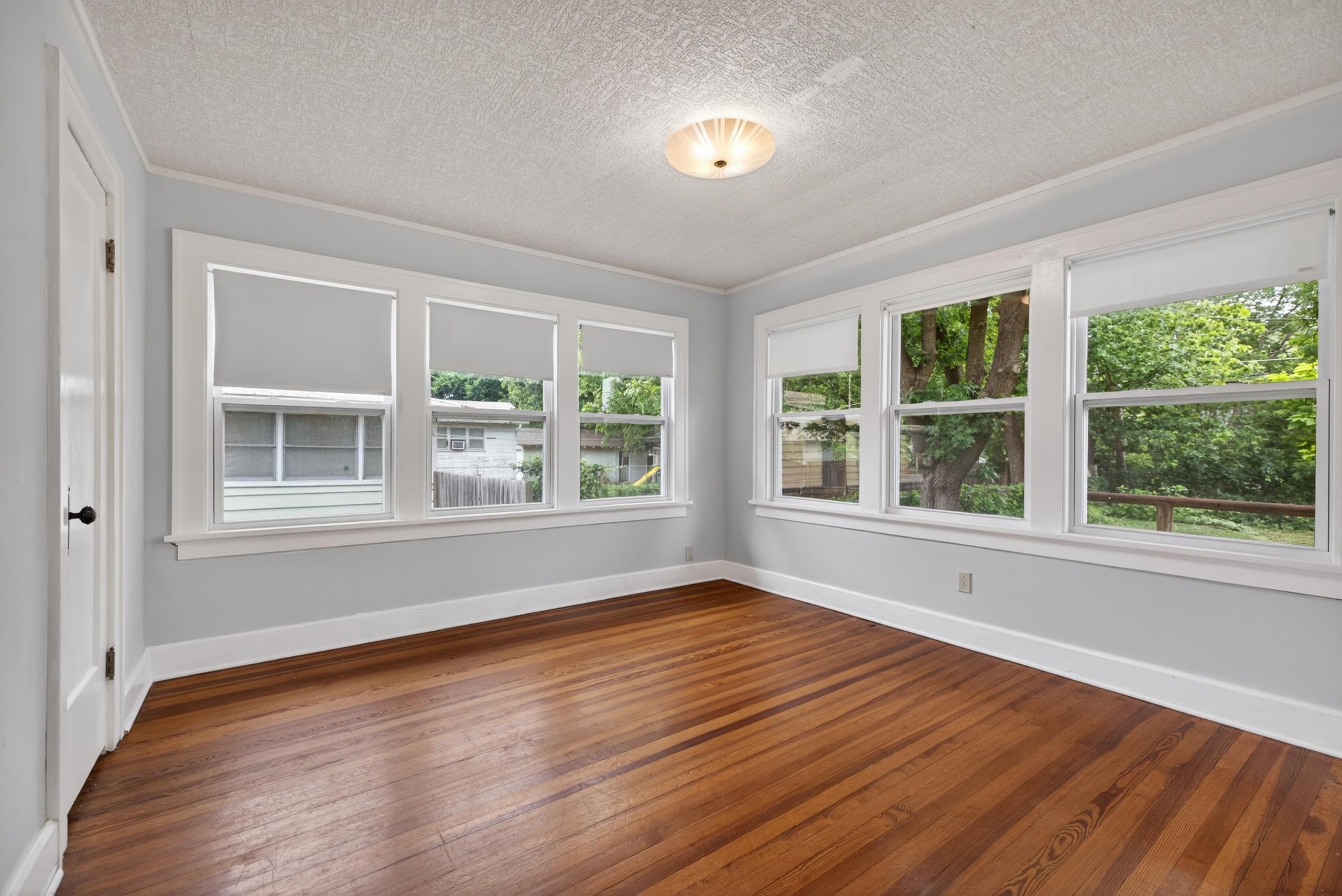 135 S Volustia Avenue Wichita KS 67211