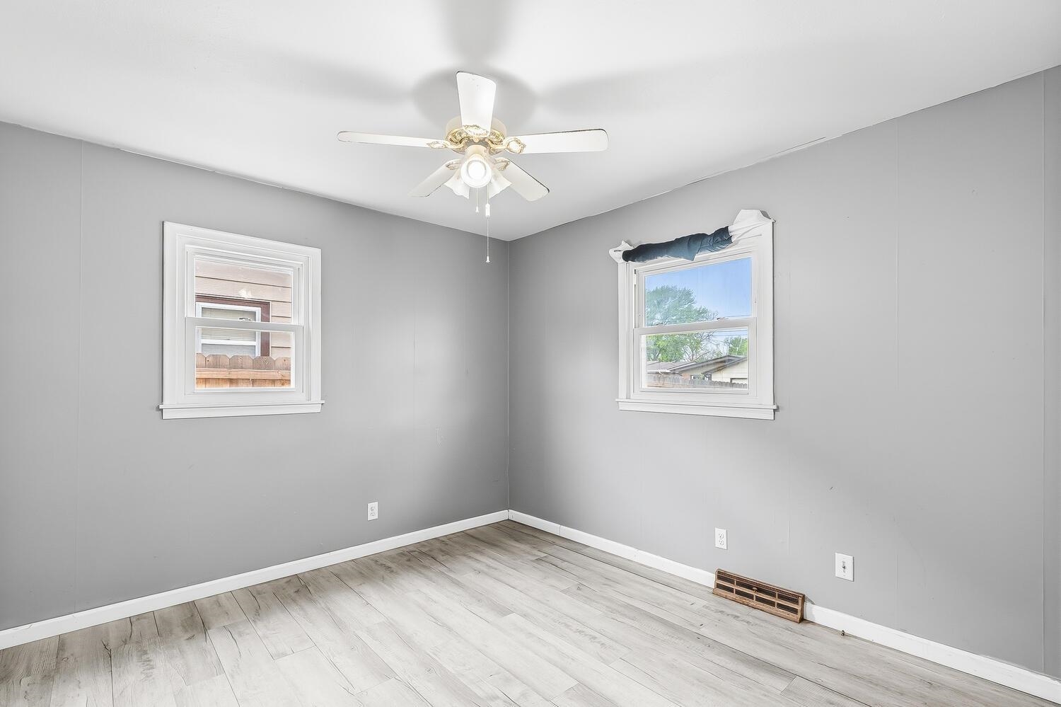 1913 Cron Street Augusta KS 67010