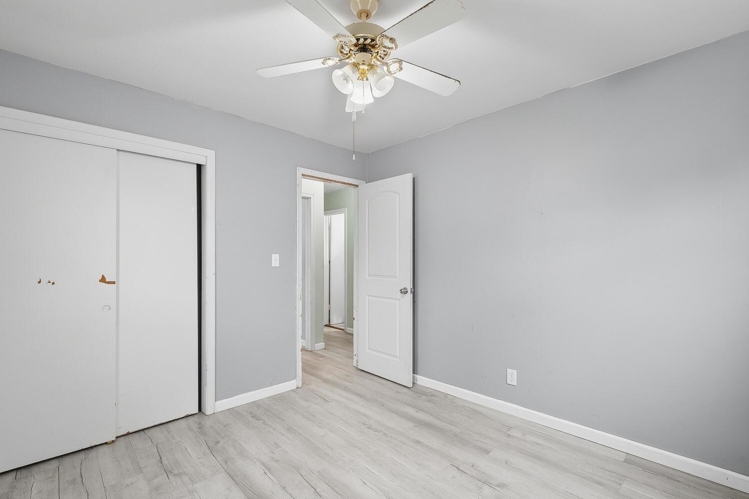 1913 Cron Street Augusta KS 67010