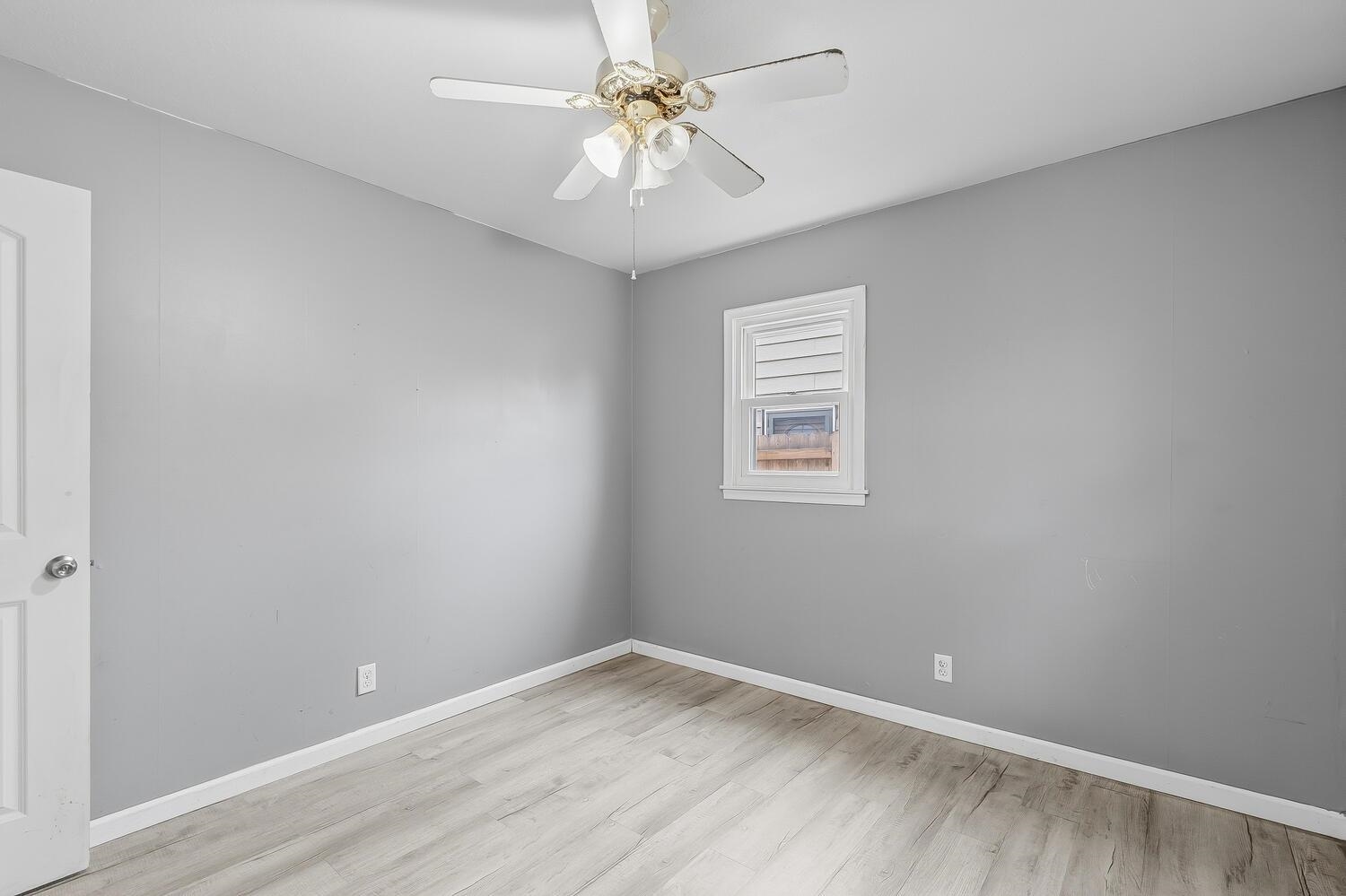 1913 Cron Street Augusta KS 67010