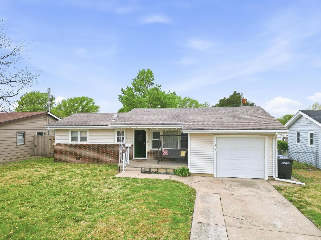 1913 Cron Street Augusta KS 67010
