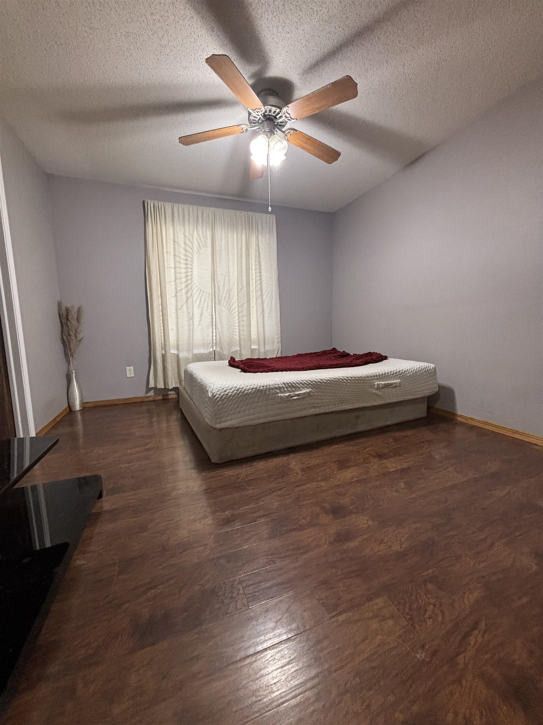 1314 E Hurley Street Haysville KS 67060