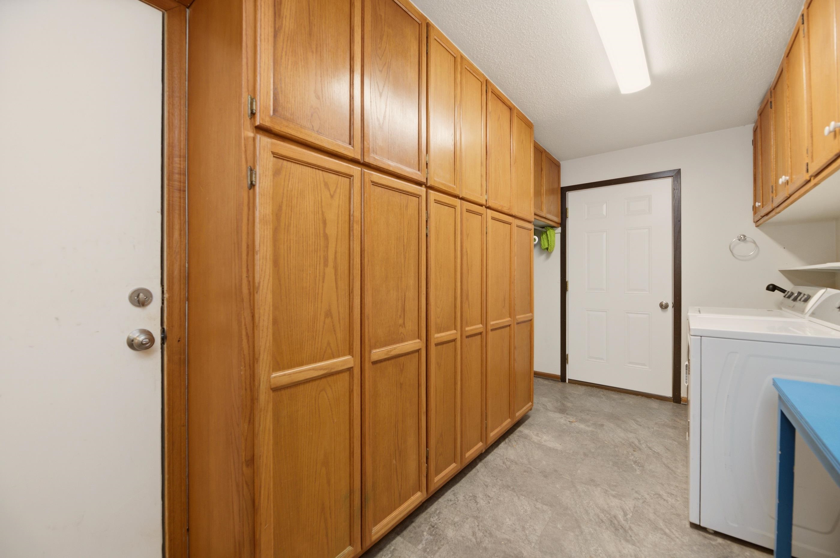 2110 Oak Street Harper KS 67058