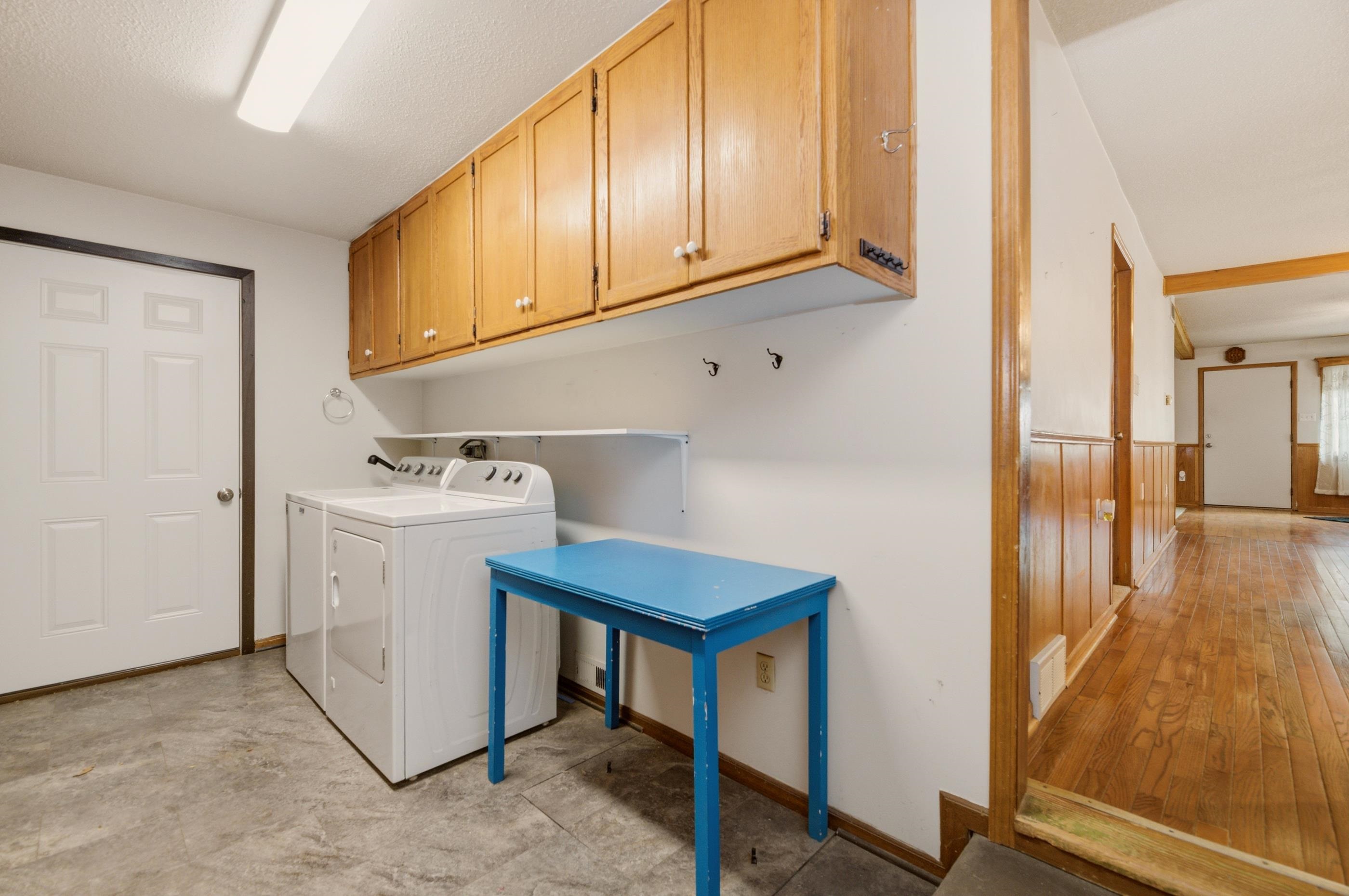 2110 Oak Street Harper KS 67058