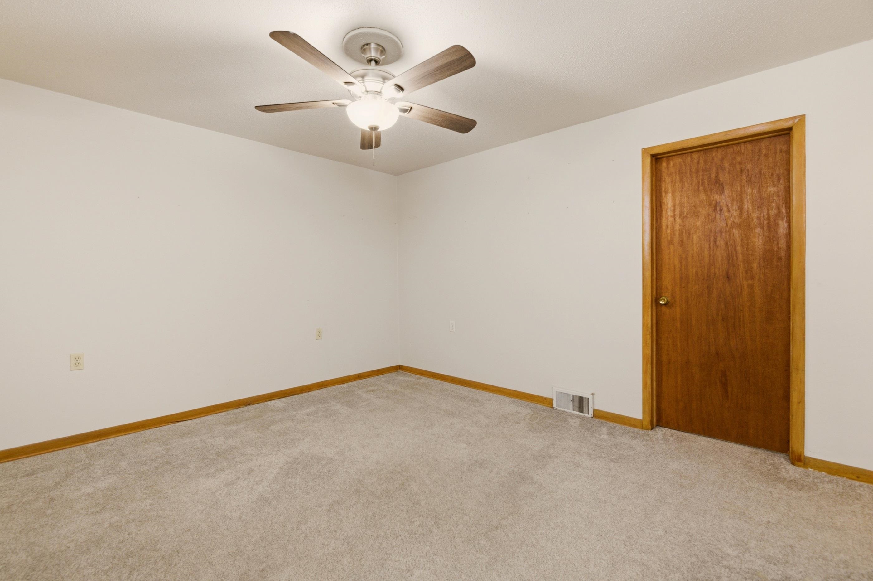 2110 Oak Street Harper KS 67058
