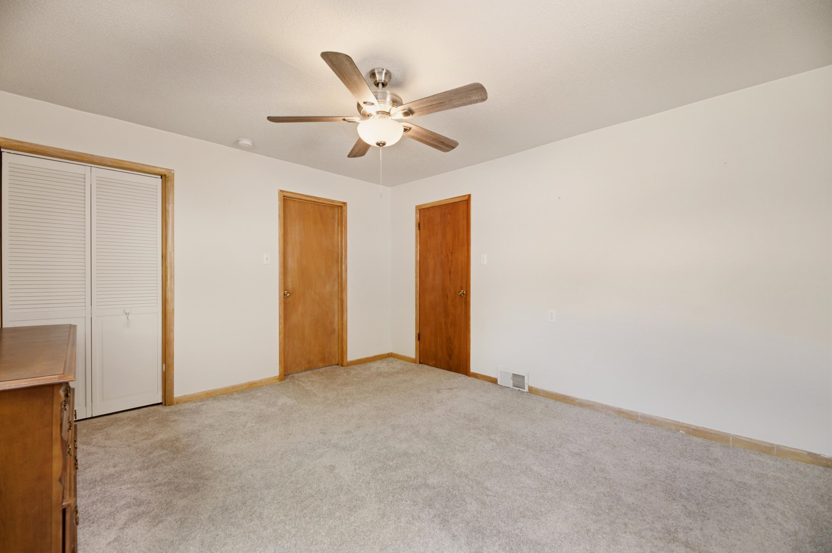 2110 Oak Street Harper KS 67058