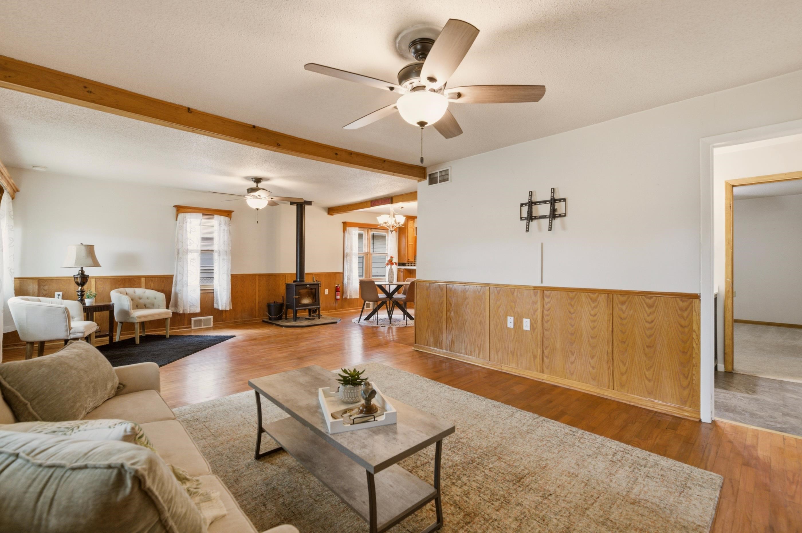 2110 Oak Street Harper KS 67058