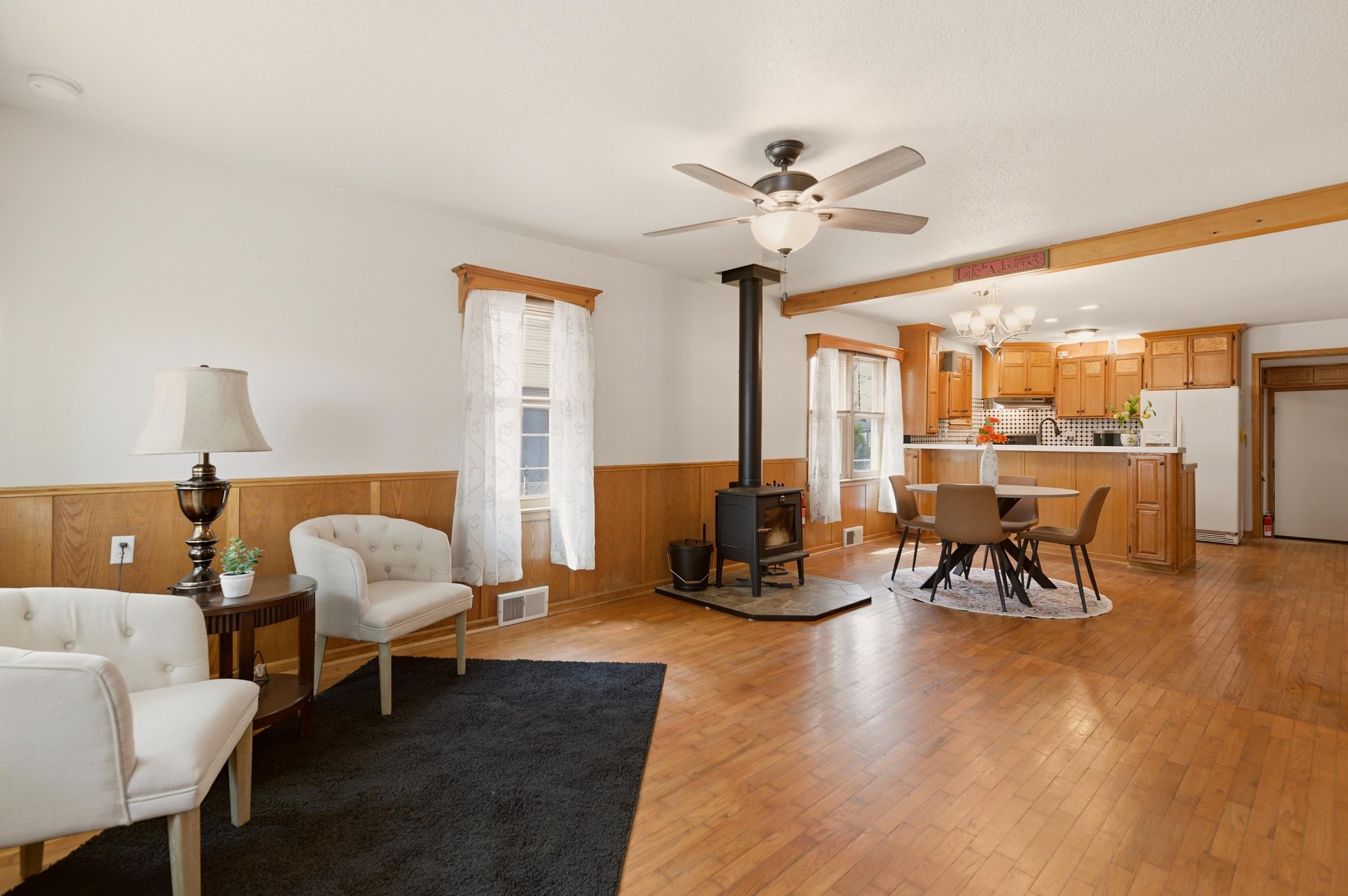 2110 Oak Street Harper KS 67058