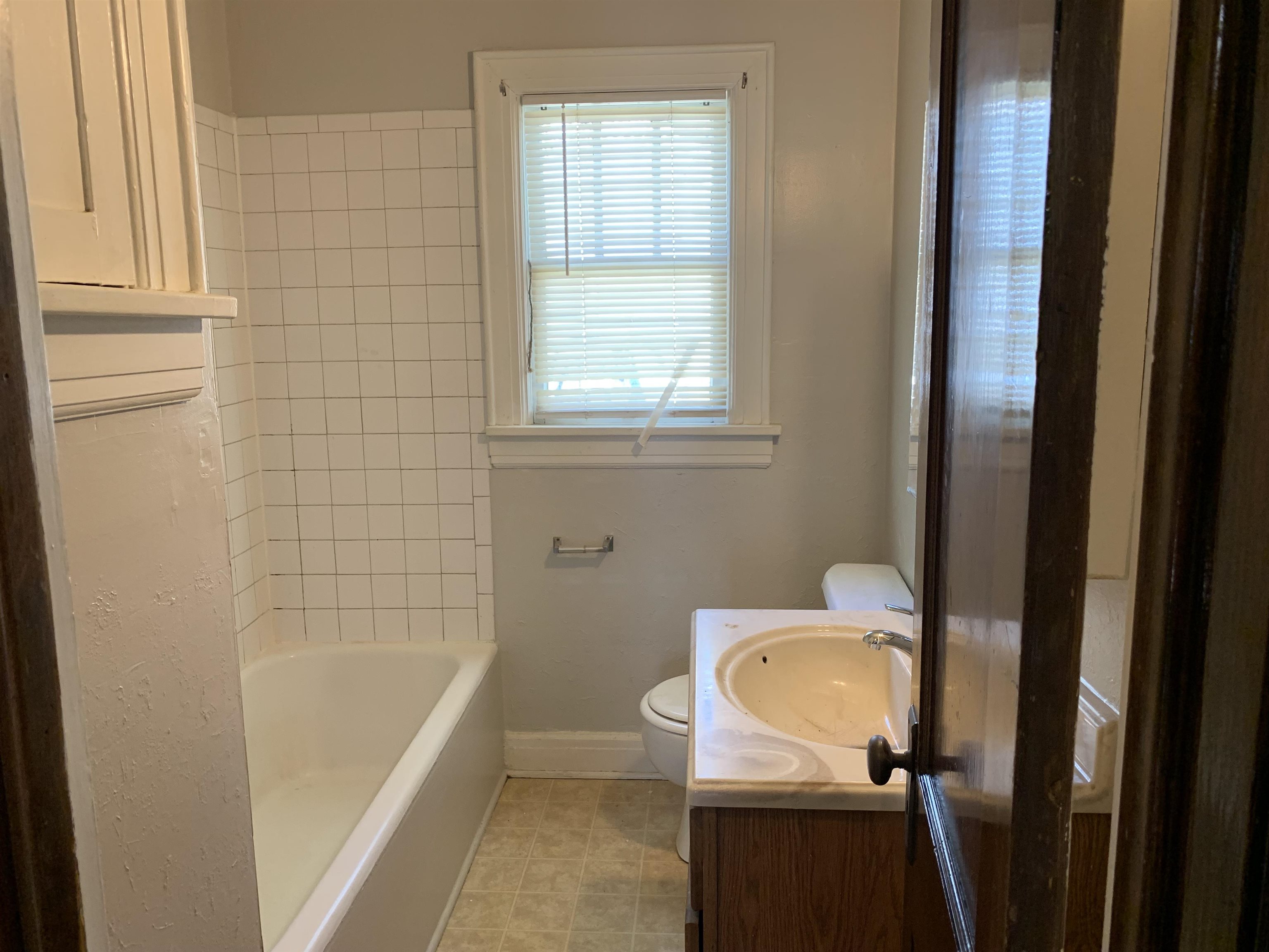 1906 S Washington Avenue Wichita KS 67211