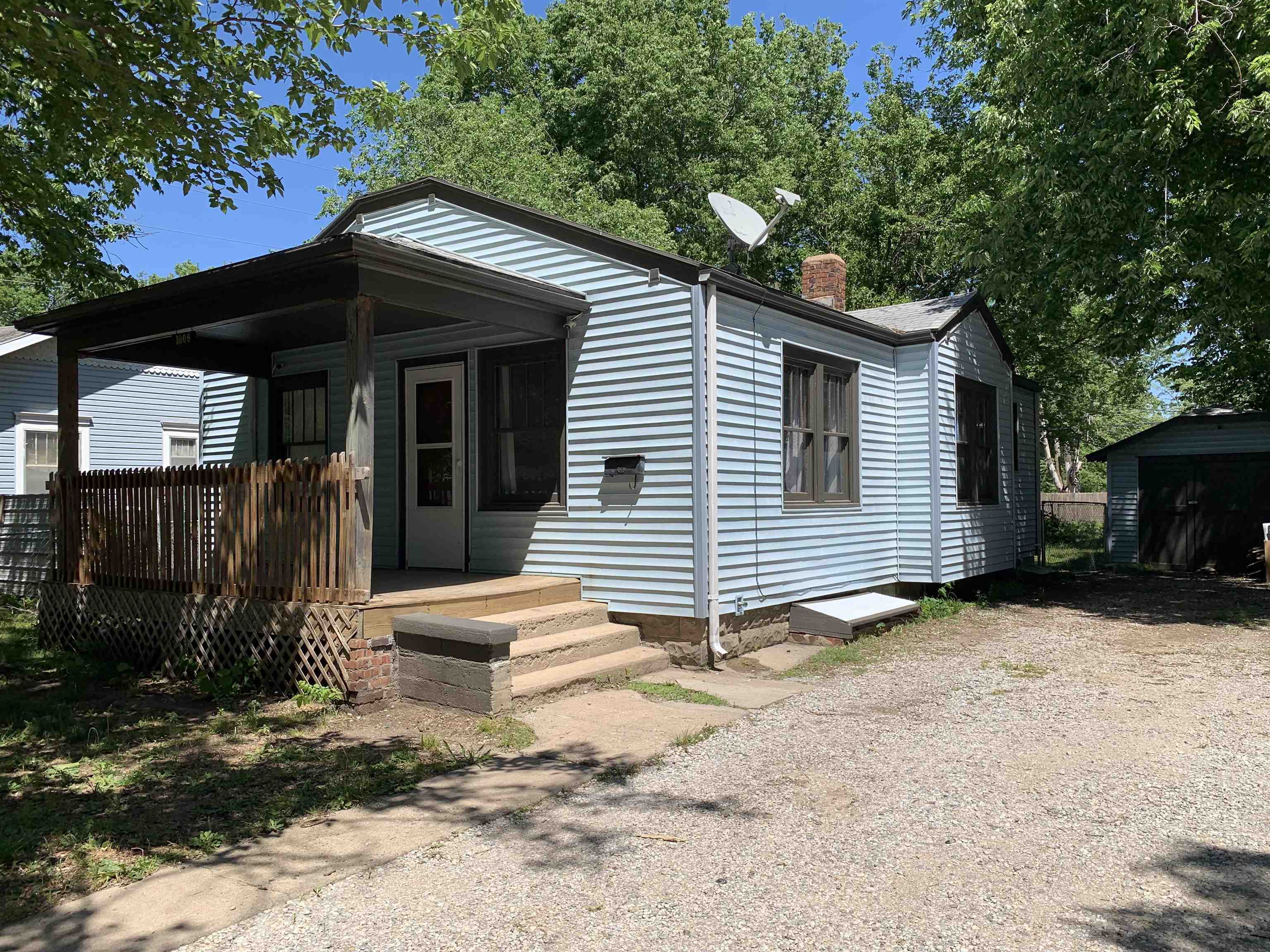 1906 S Washington Avenue Wichita KS 67211
