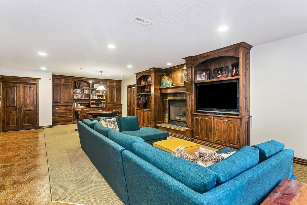 1302 E Bluestem Court Andover KS 67002