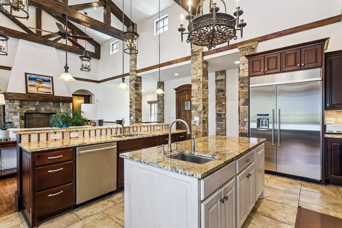 1302 E Bluestem Court Andover KS 67002