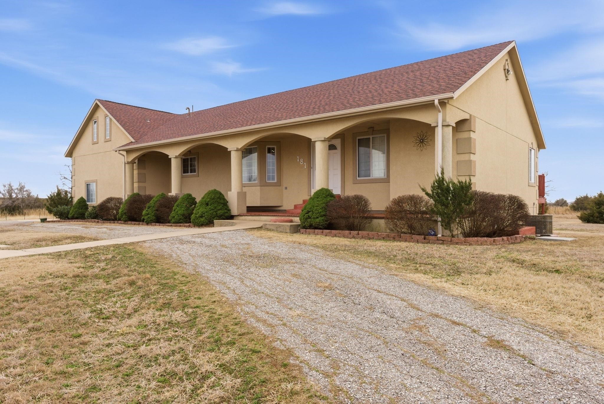 181 E 15th Street S Wellington KS 67152