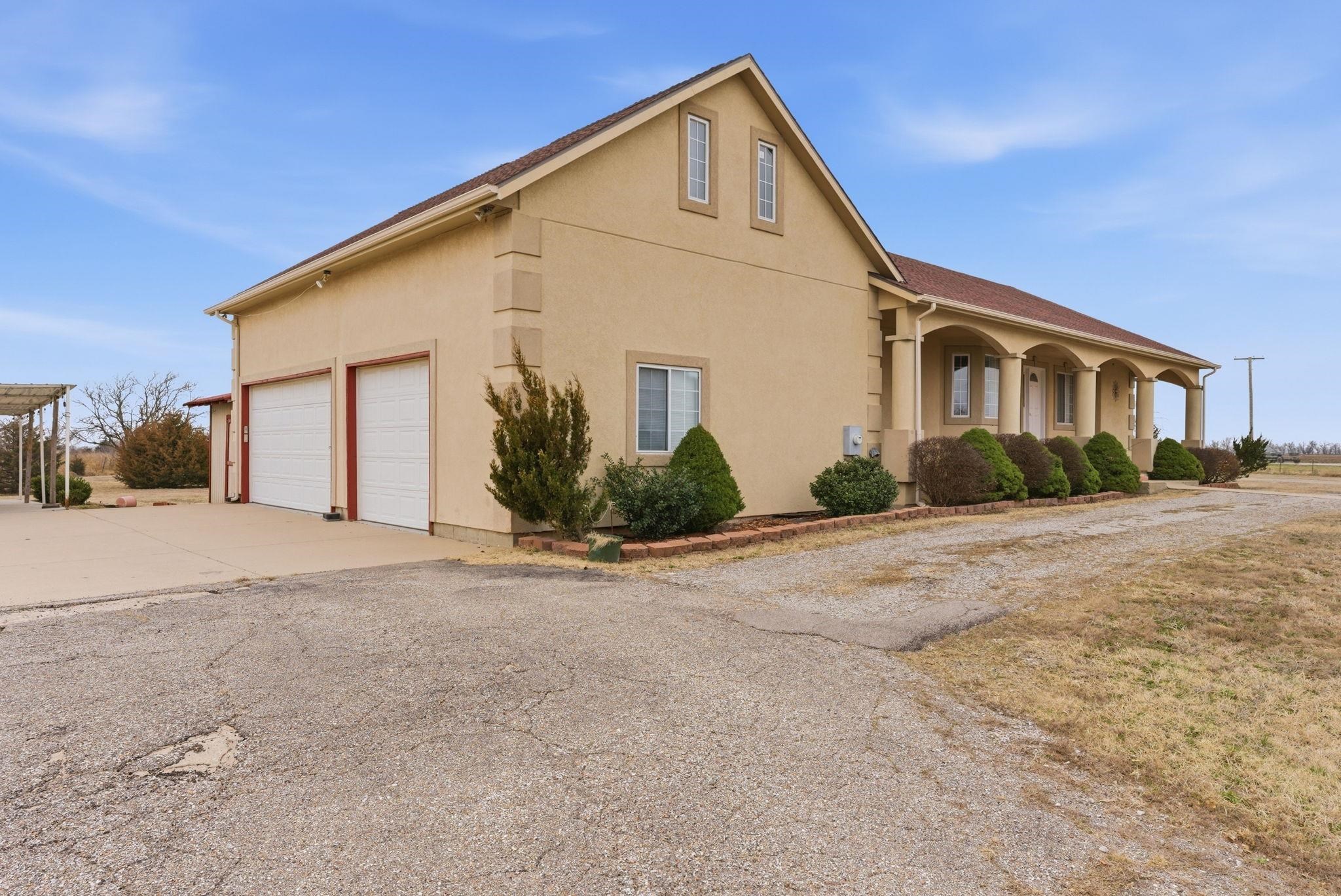 181 E 15th Street S Wellington KS 67152