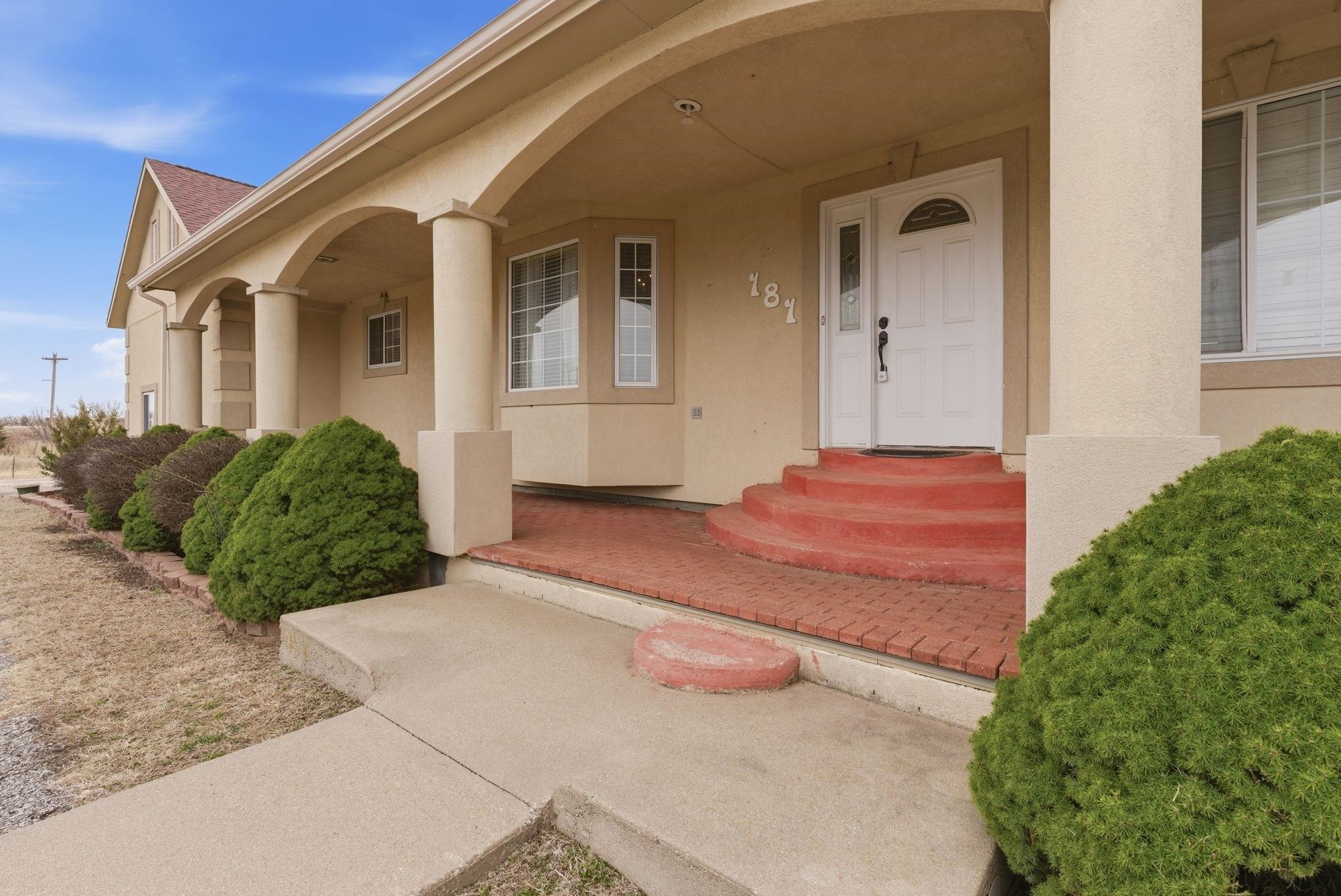181 E 15th Street S Wellington KS 67152