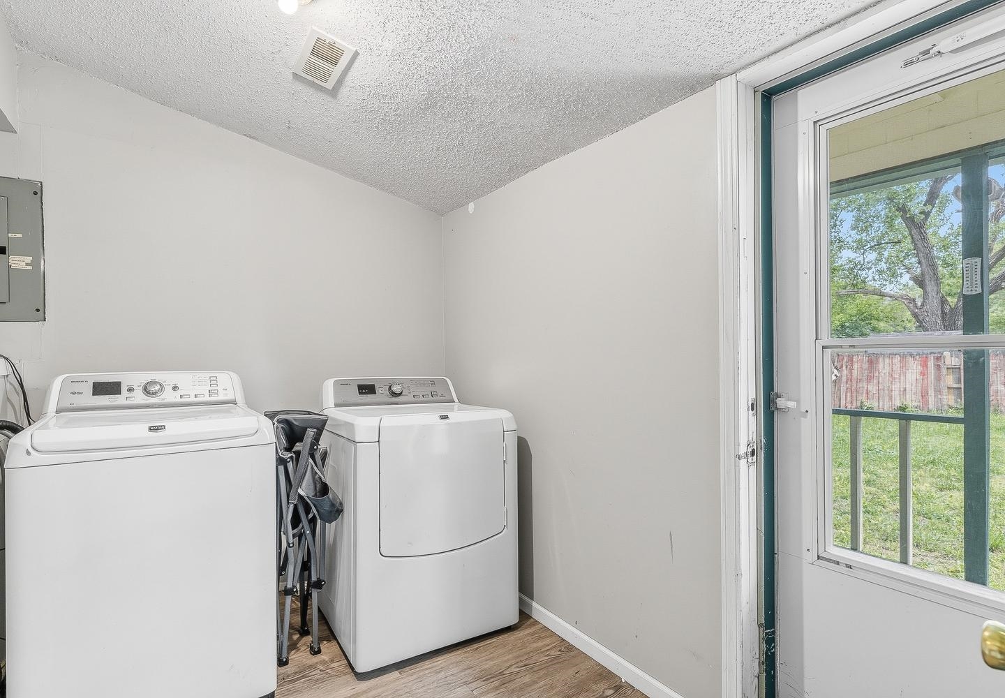 352 S Sheridan Wichita KS 67213