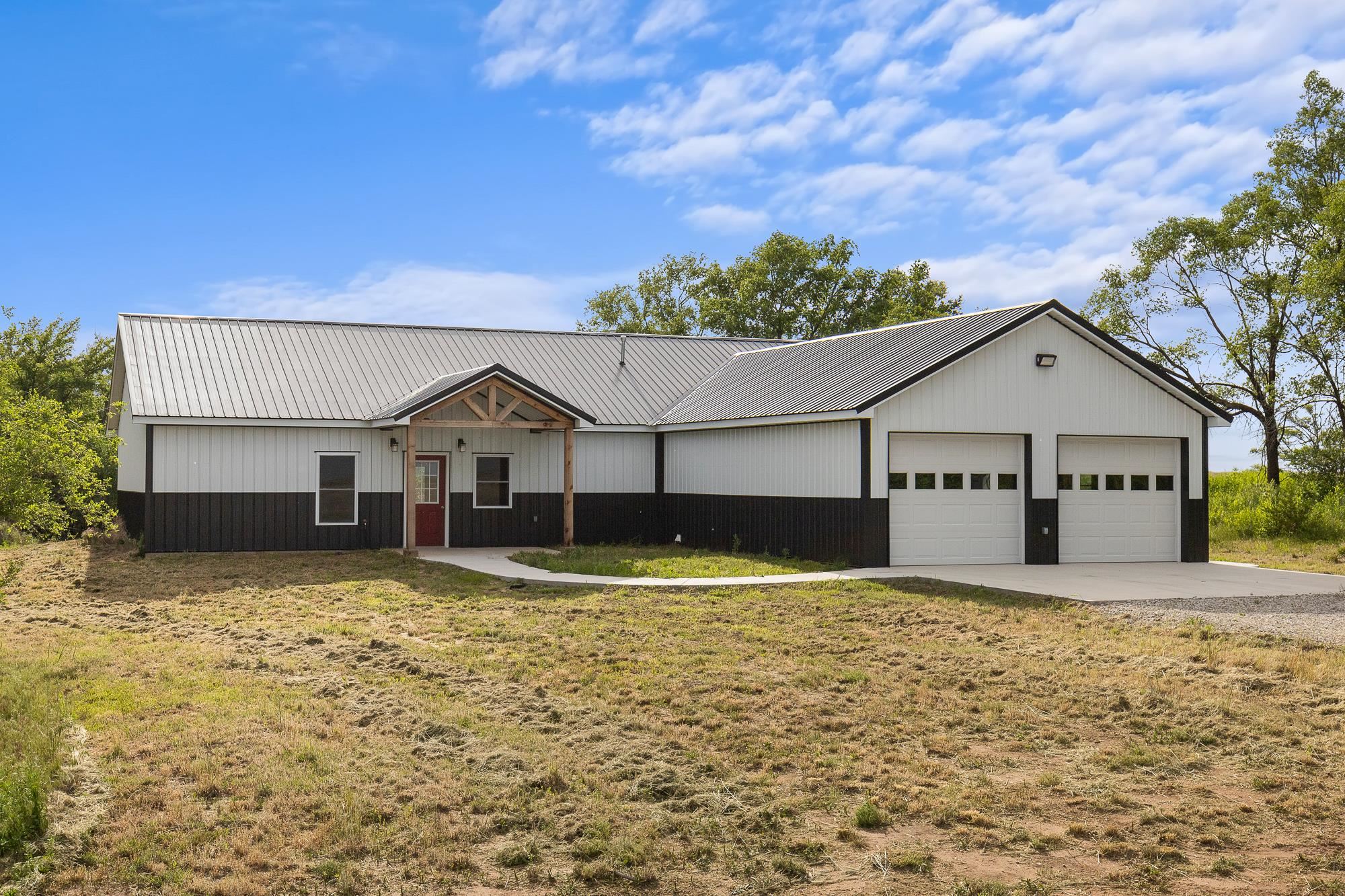 2592 NE 10 Street Kingman KS 67068