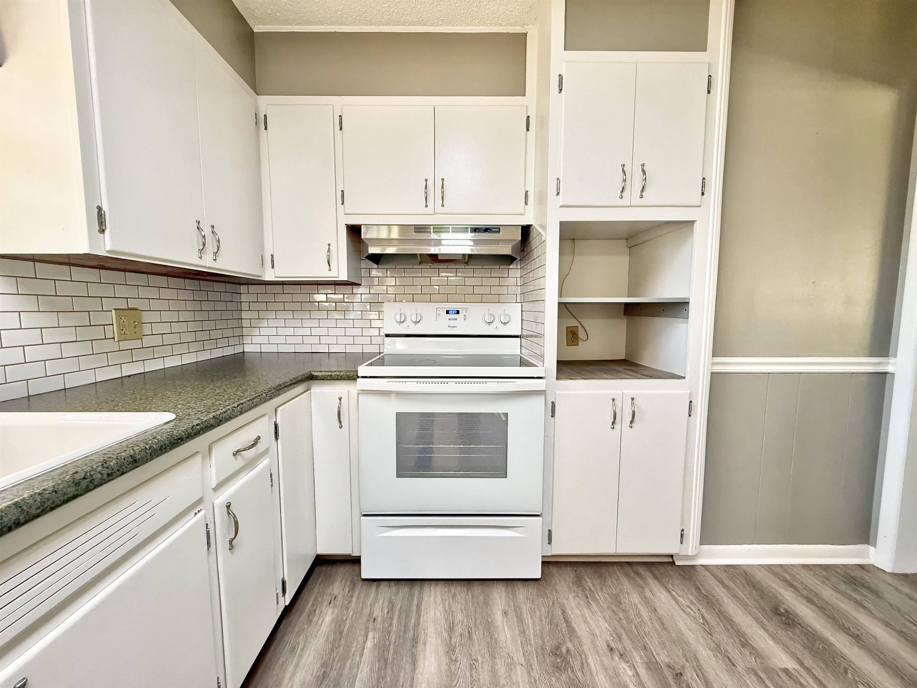 2202 Edgemont Drive Arkansas City KS 67005