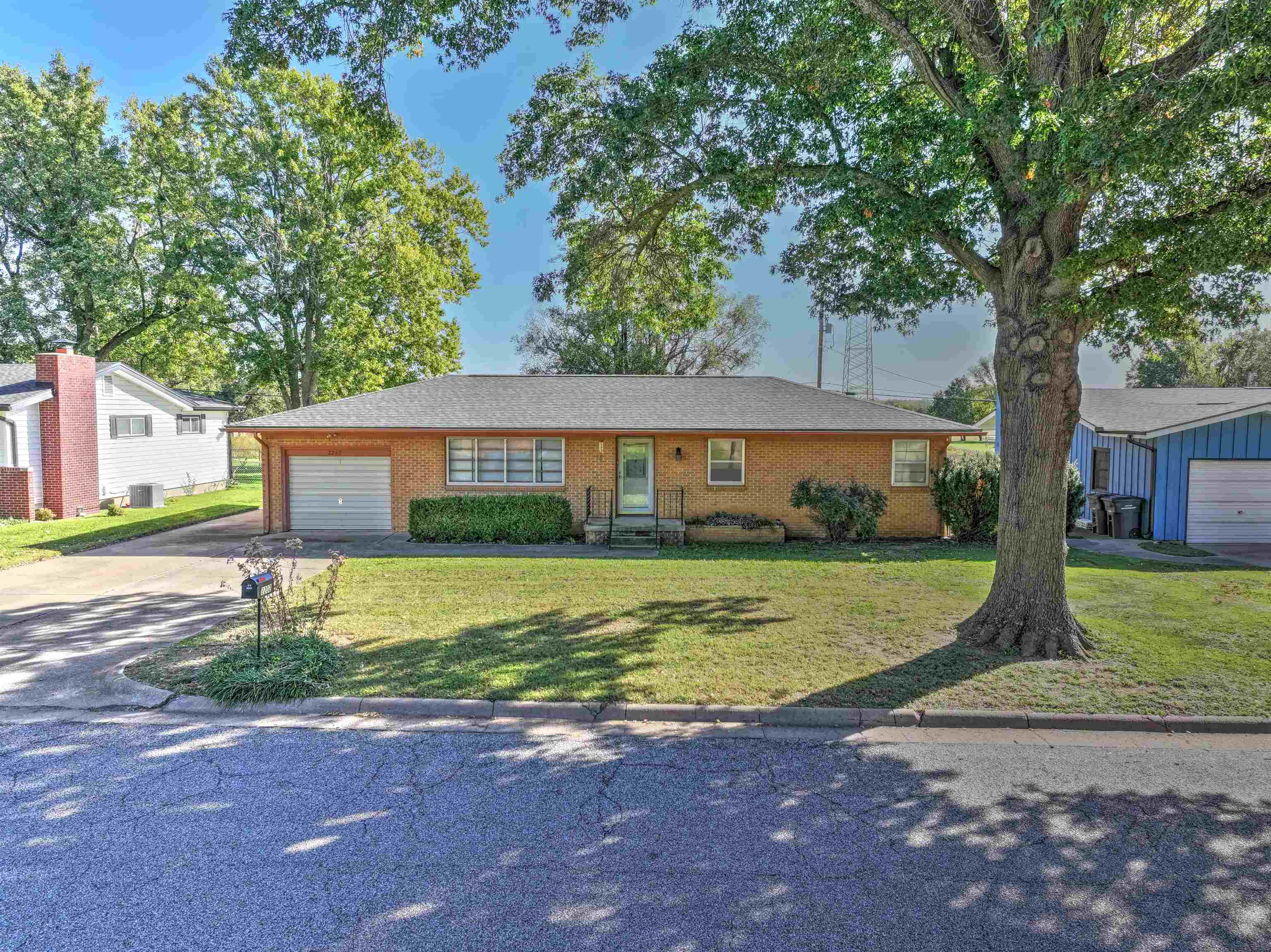 2202 Edgemont Drive Arkansas City KS 67005