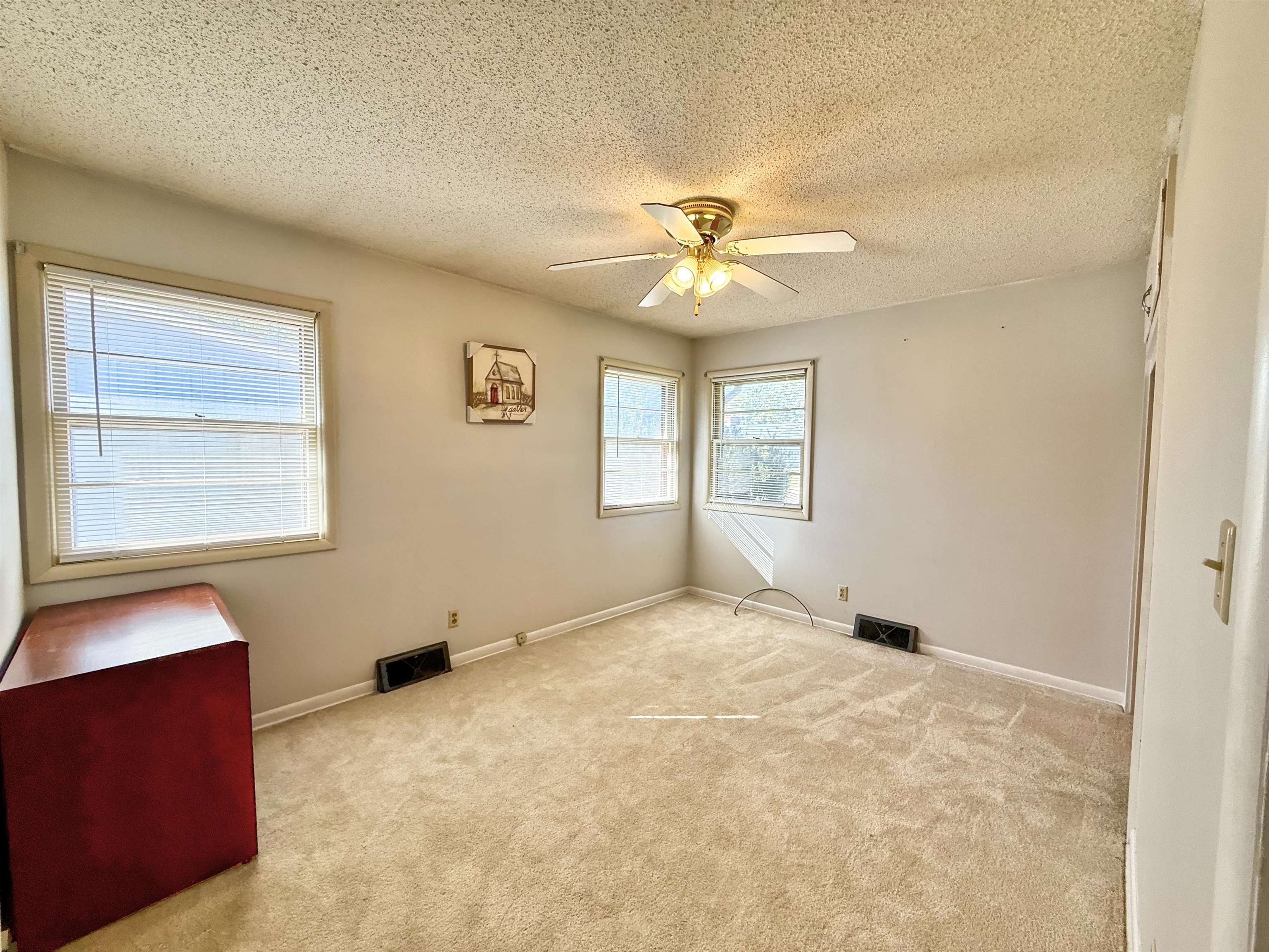 2202 Edgemont Drive Arkansas City KS 67005