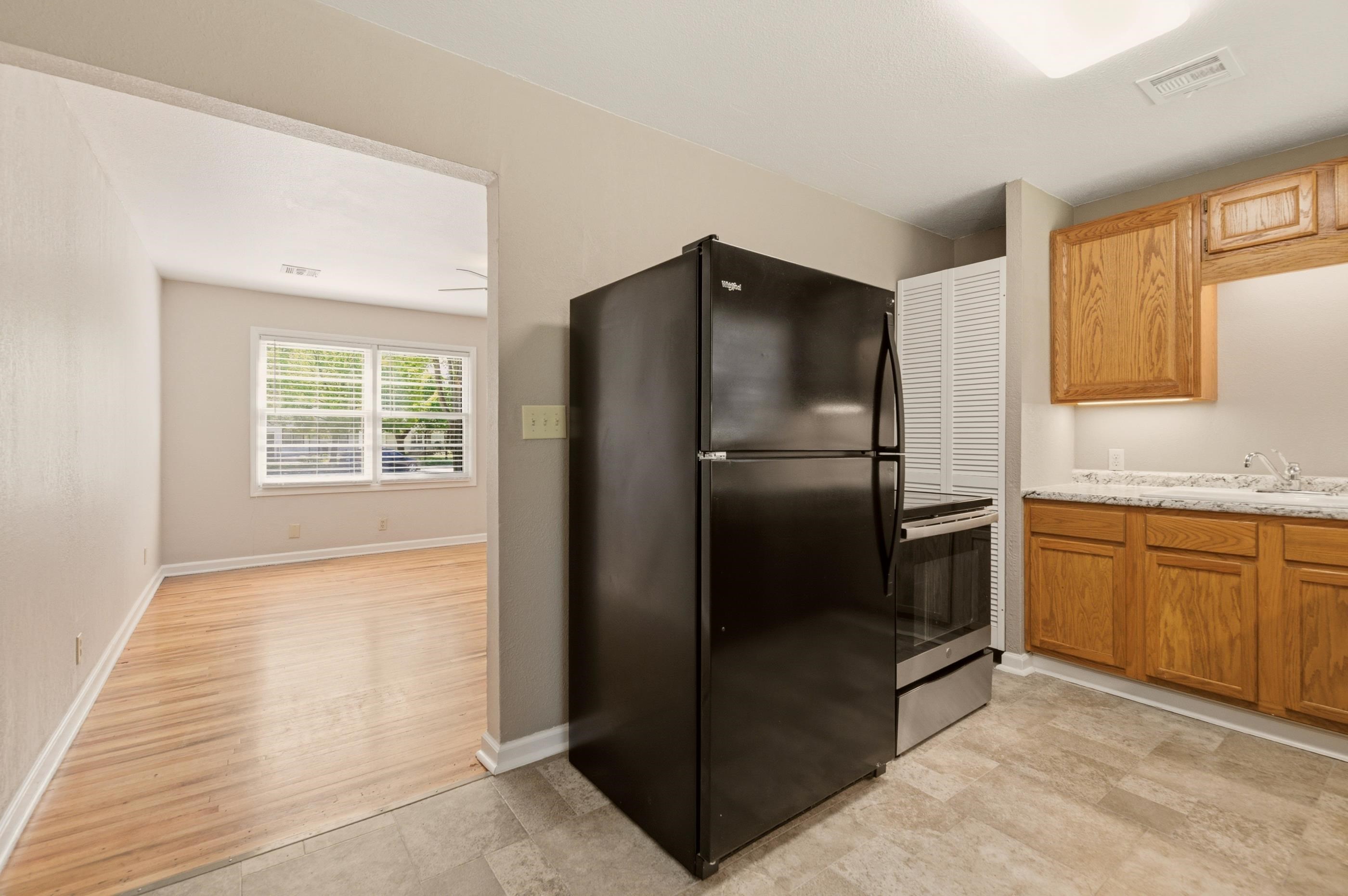 803 S Bleckley Wichita KS 67218