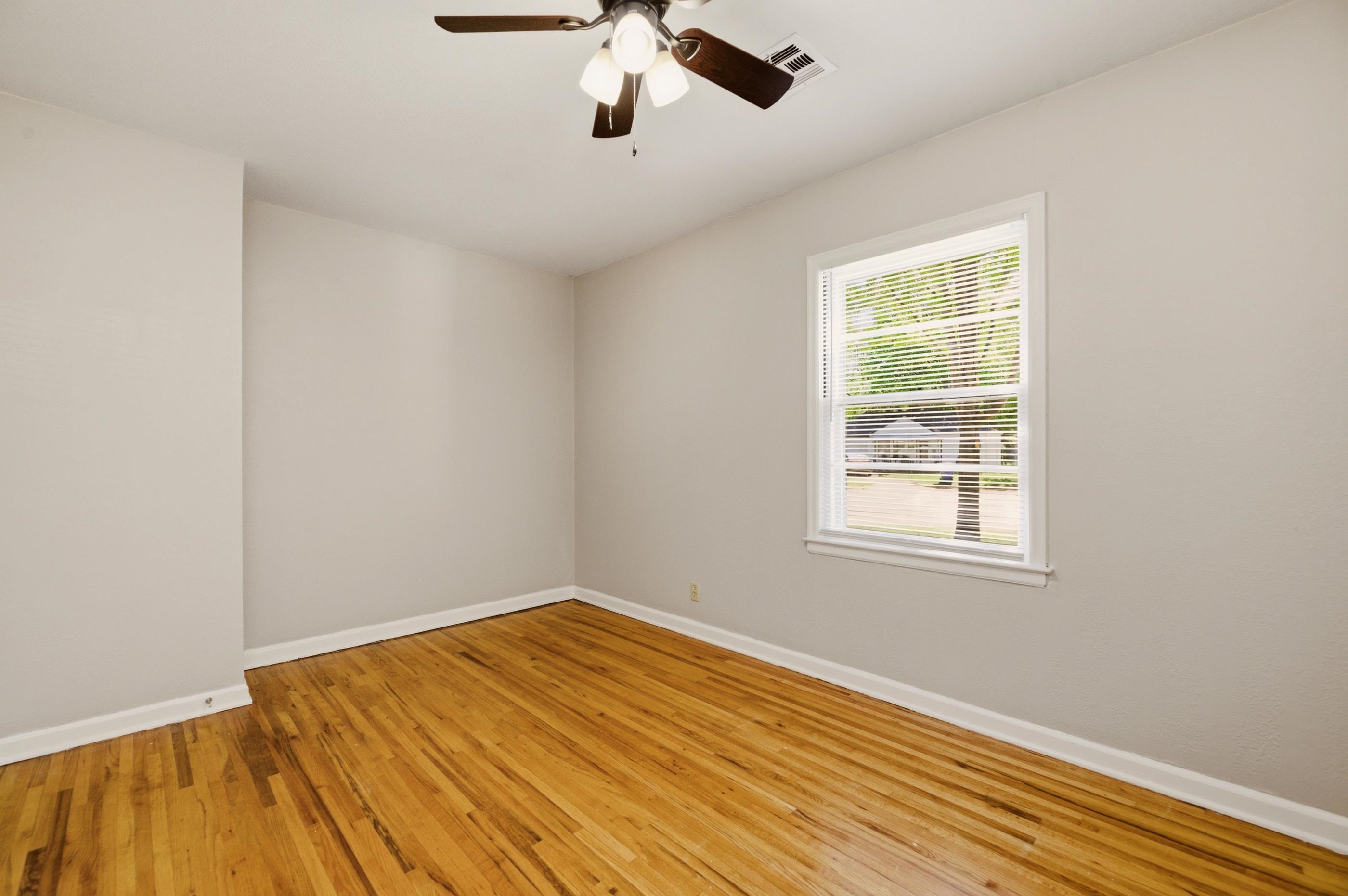 803 S Bleckley Wichita KS 67218