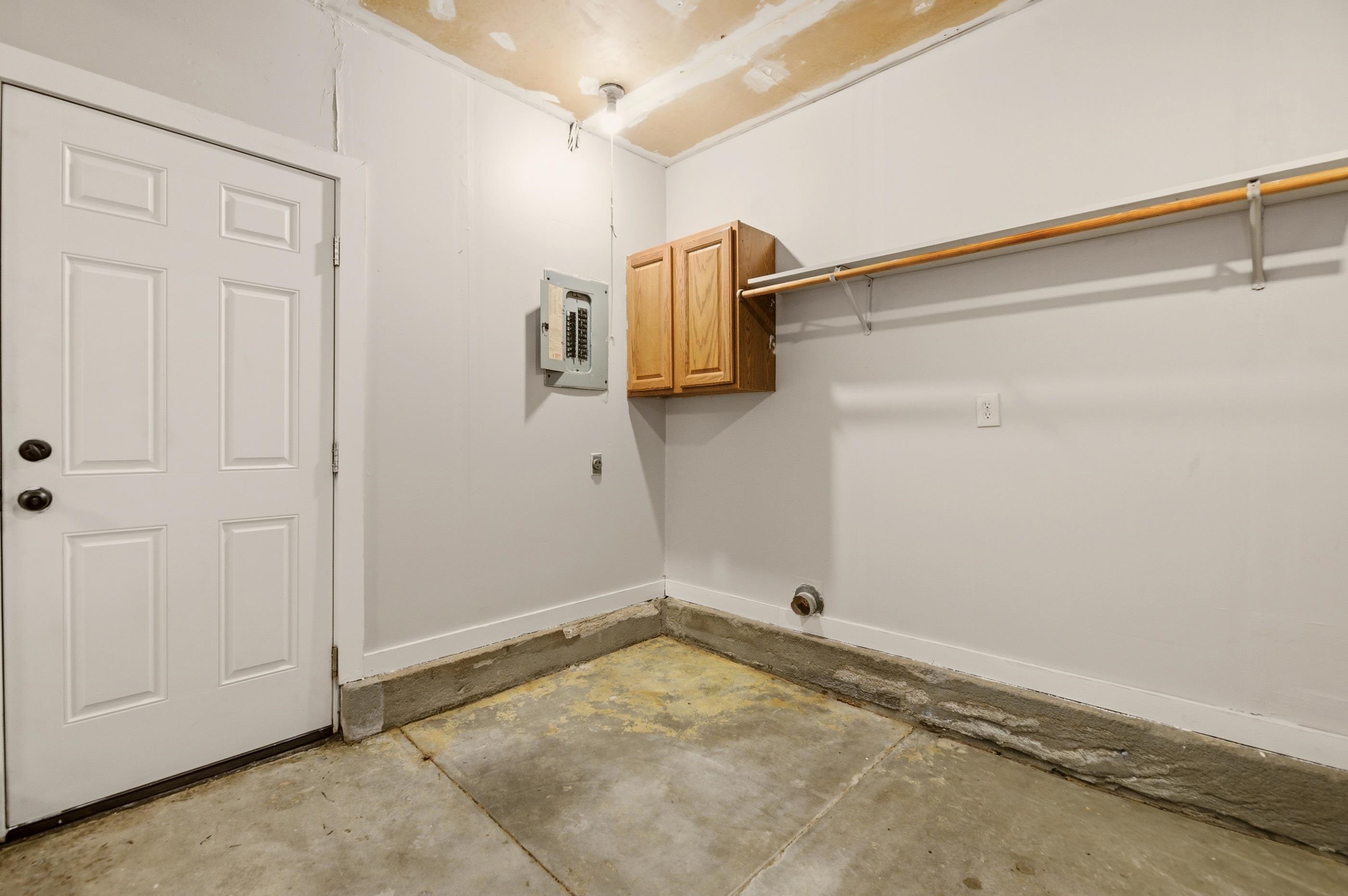 803 S Bleckley Wichita KS 67218