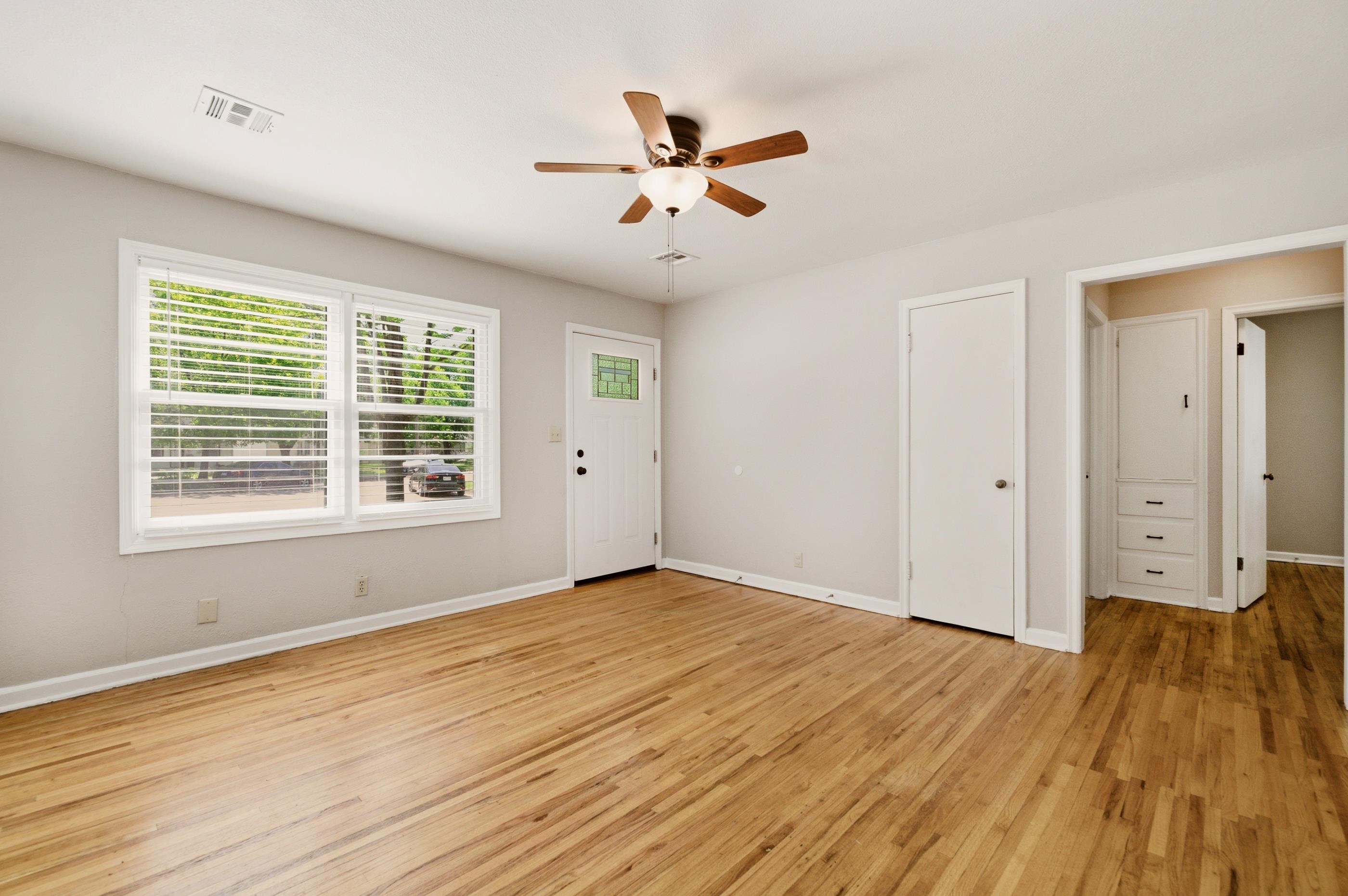 803 S Bleckley Wichita KS 67218