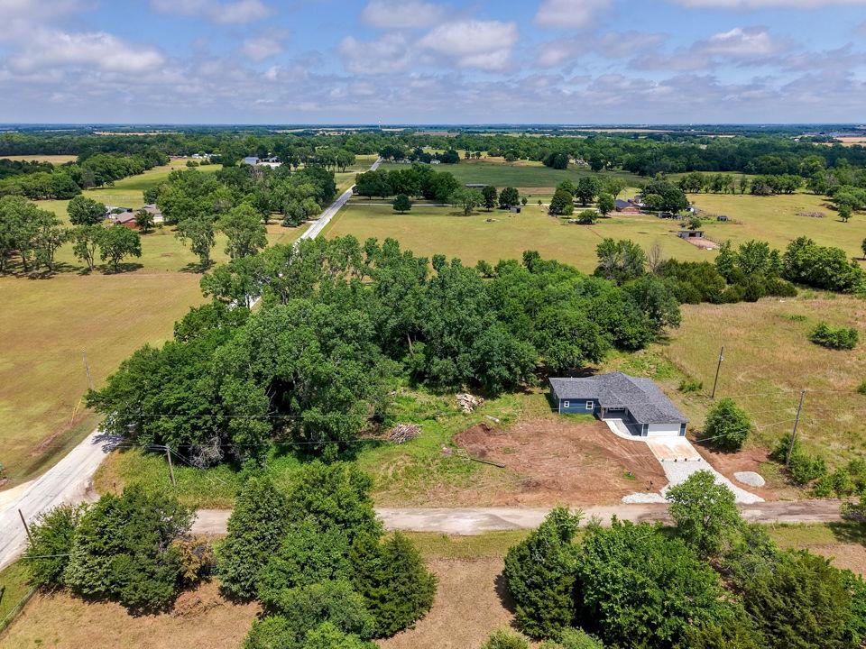 2118 W Radio Lane Arkansas City KS 67005
