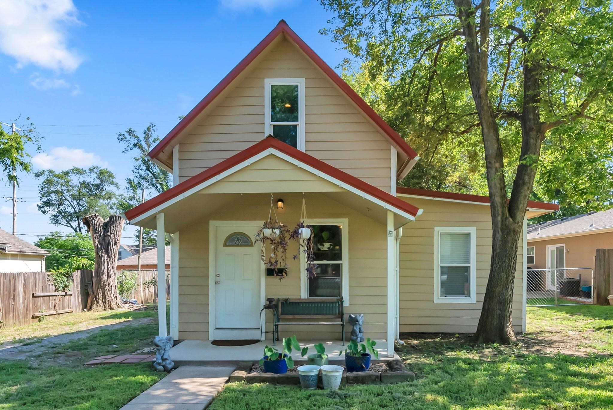241 E Clark Avenue Augusta KS 67010