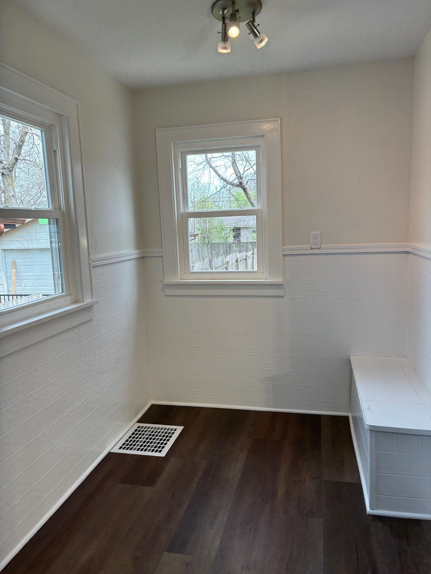 440 N Fern Wichita KS 67203
