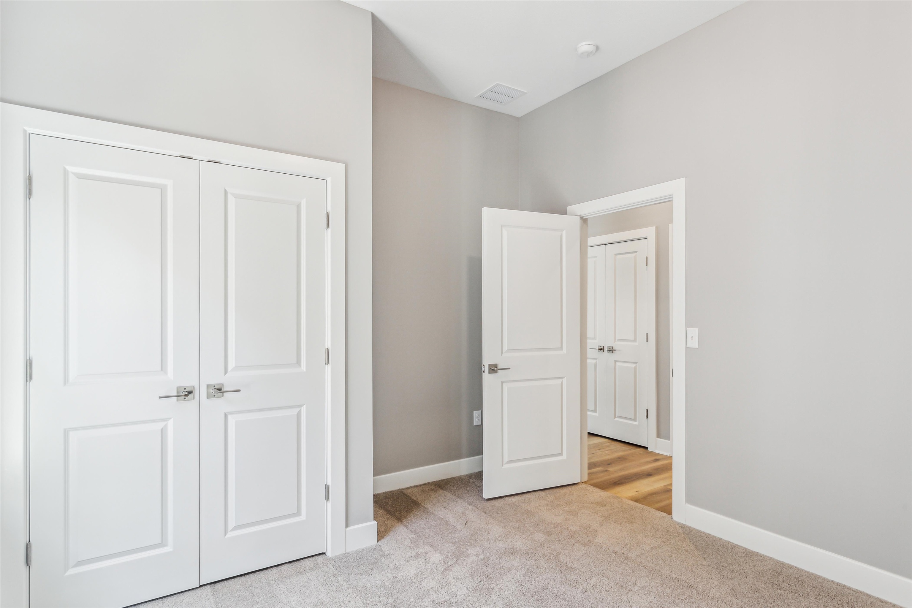 429 E Lexington Lane Andover KS 67002