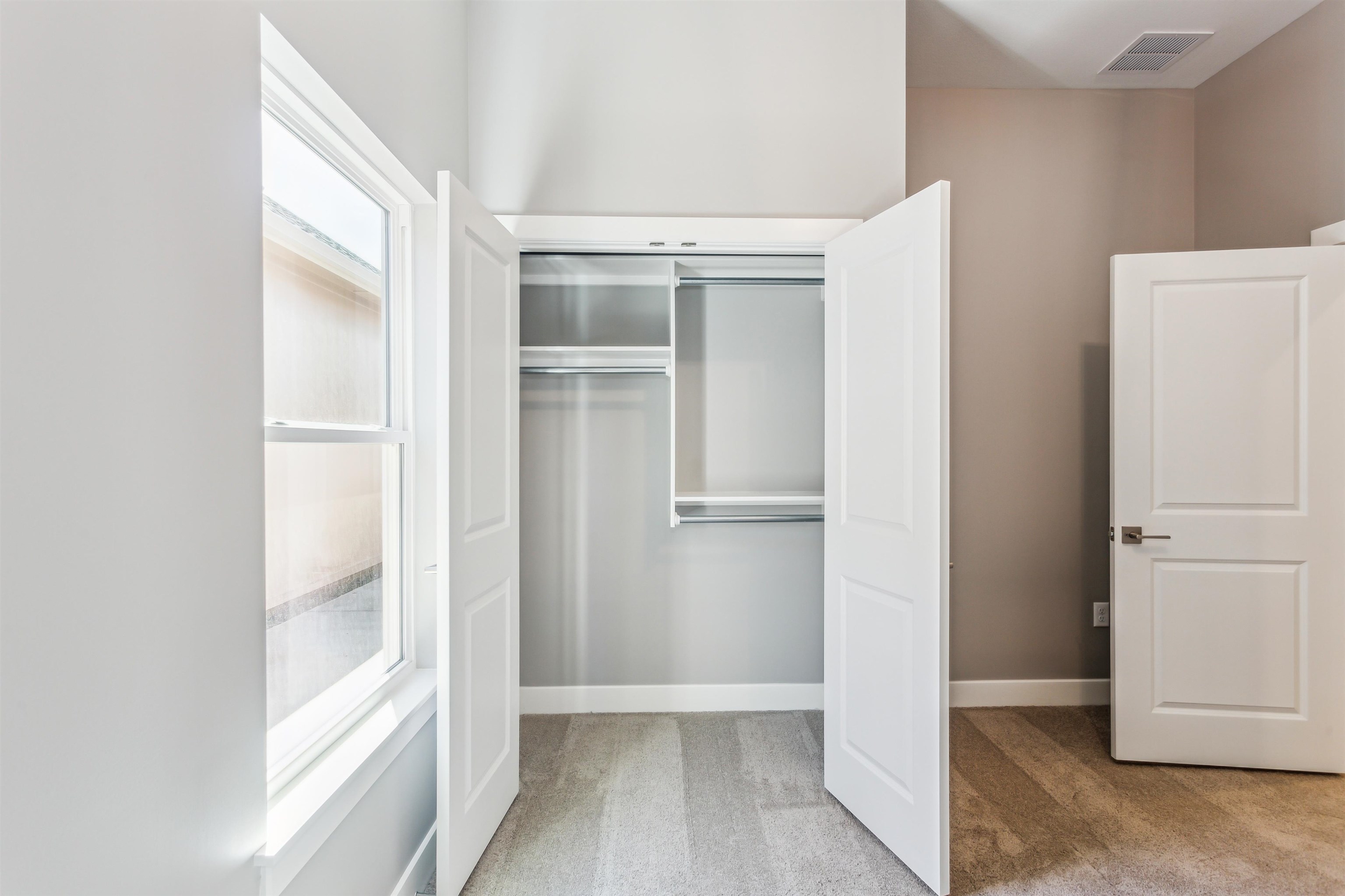 429 E Lexington Lane Andover KS 67002