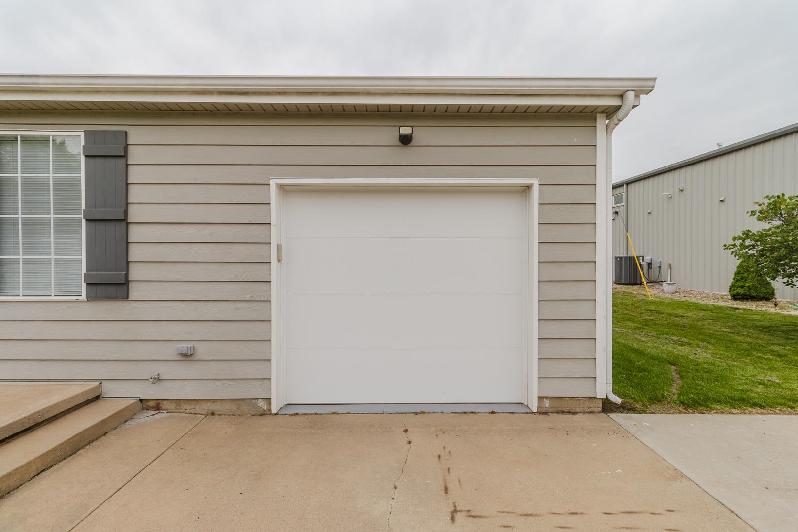 2335 S Crest Wichita KS 67207