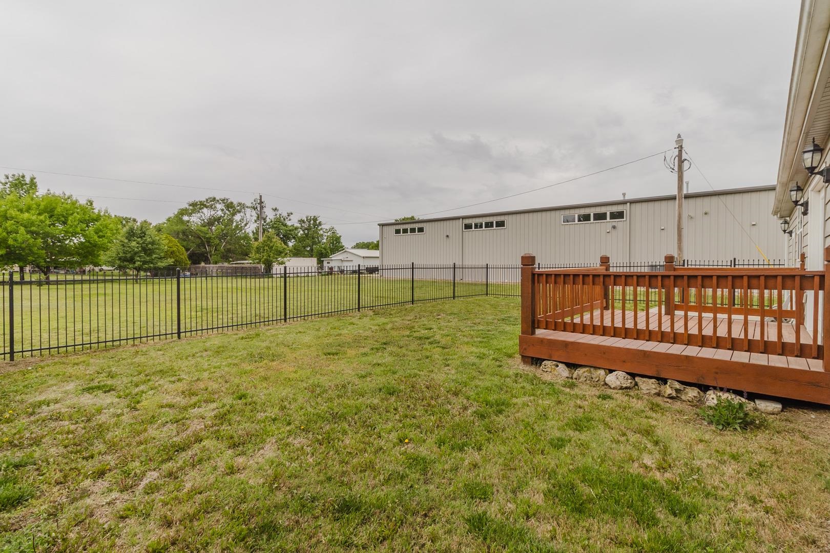 2335 S Crest Wichita KS 67207