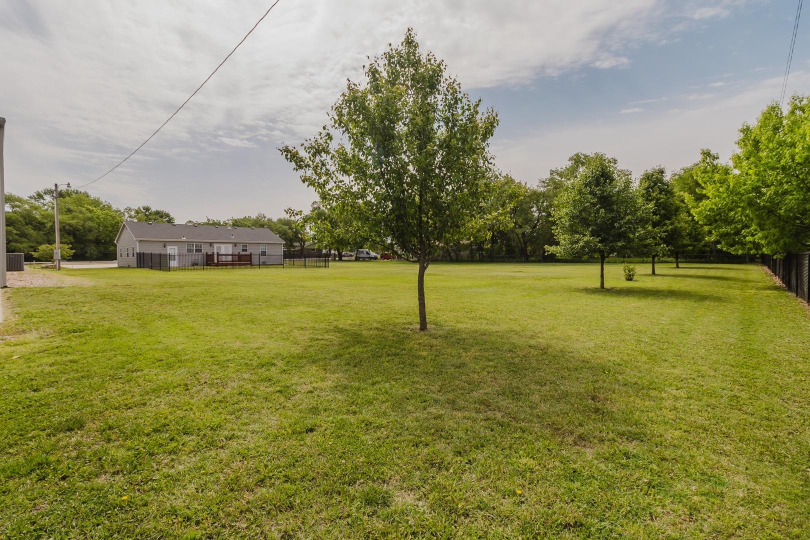 2335 S Crest Wichita KS 67207