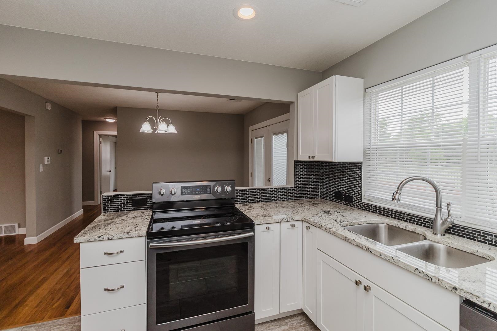 2335 S Crest Wichita KS 67207