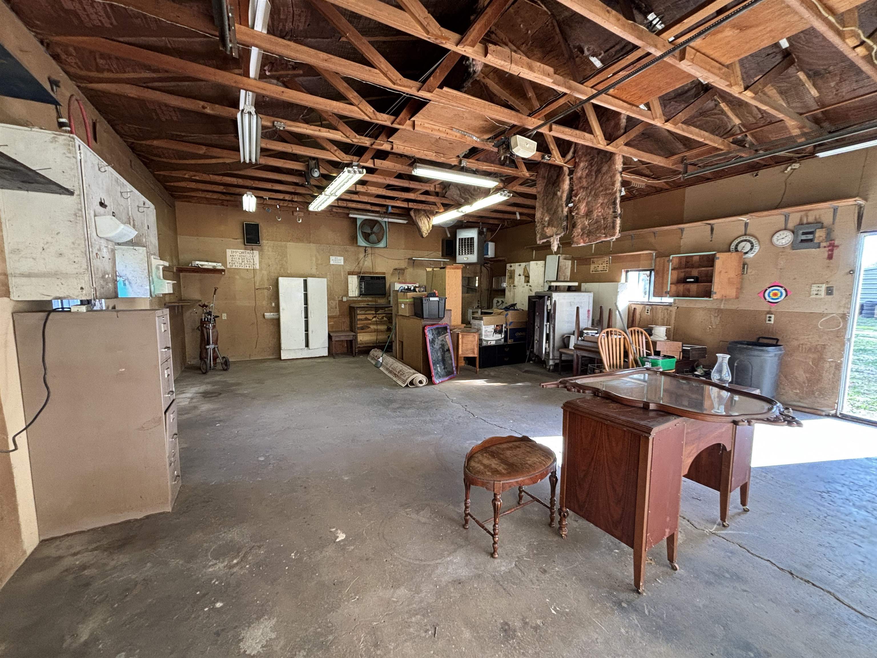 216 E 8th Street Harper KS 67058