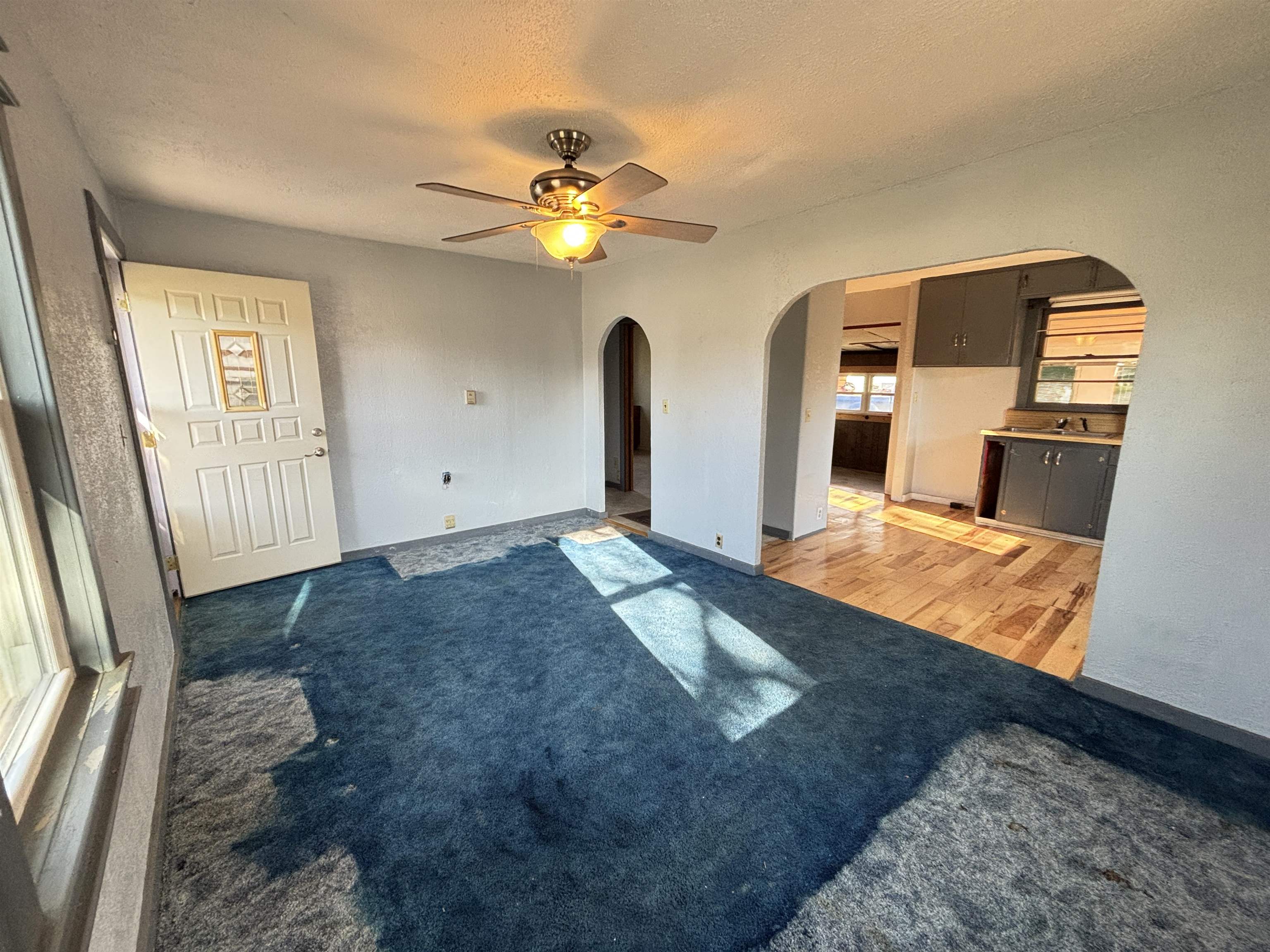 216 E 8th Street Harper KS 67058