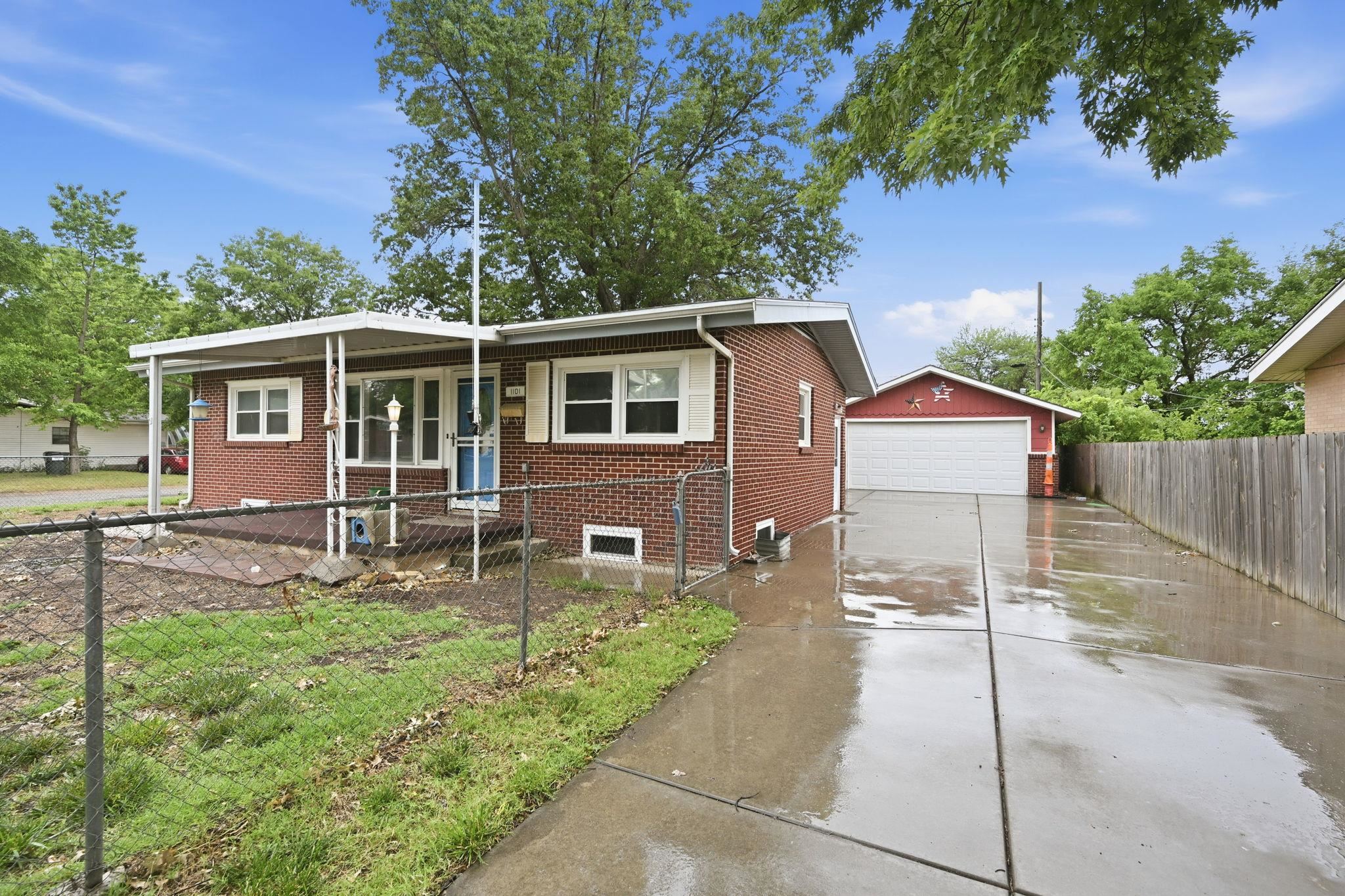 1101 W 4th Street Haysville KS 67060