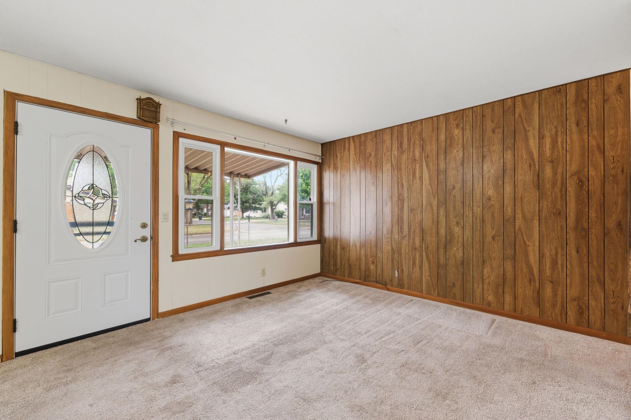 1101 W 4th Street Haysville KS 67060
