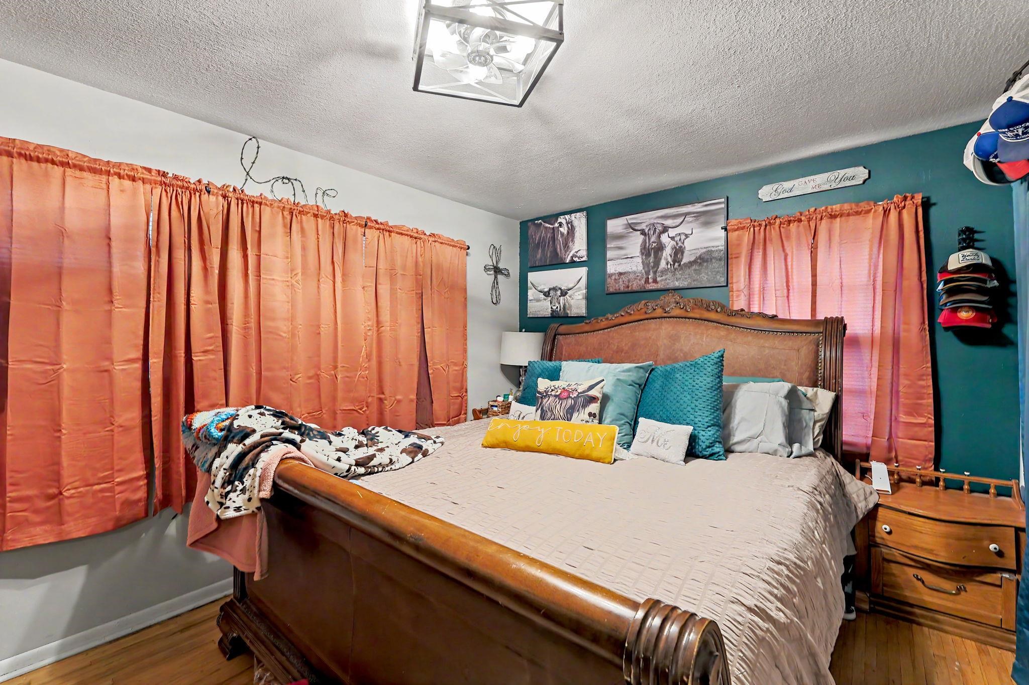 931 S Broadmoor Wichita KS 67207
