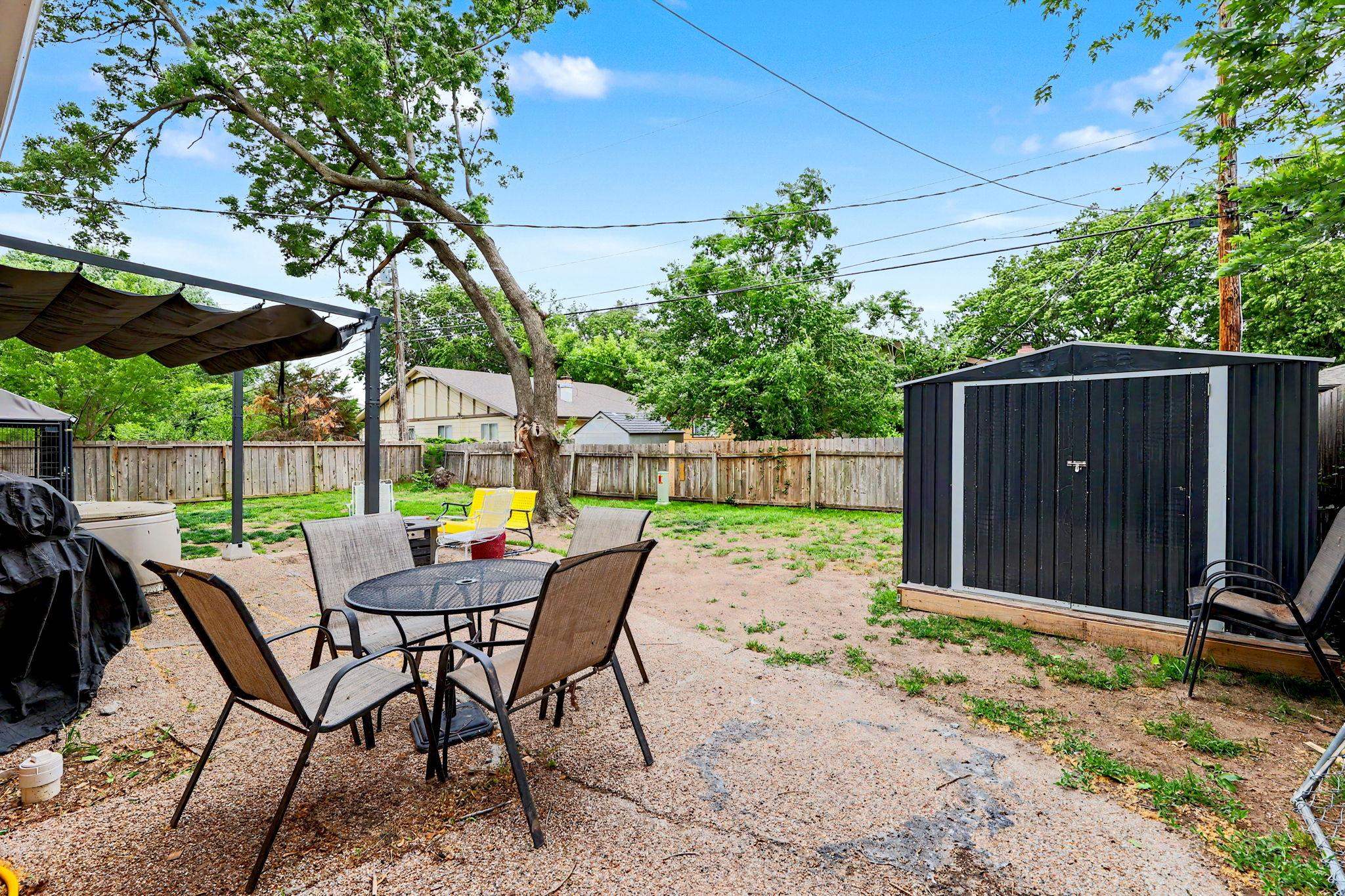 931 S Broadmoor Wichita KS 67207